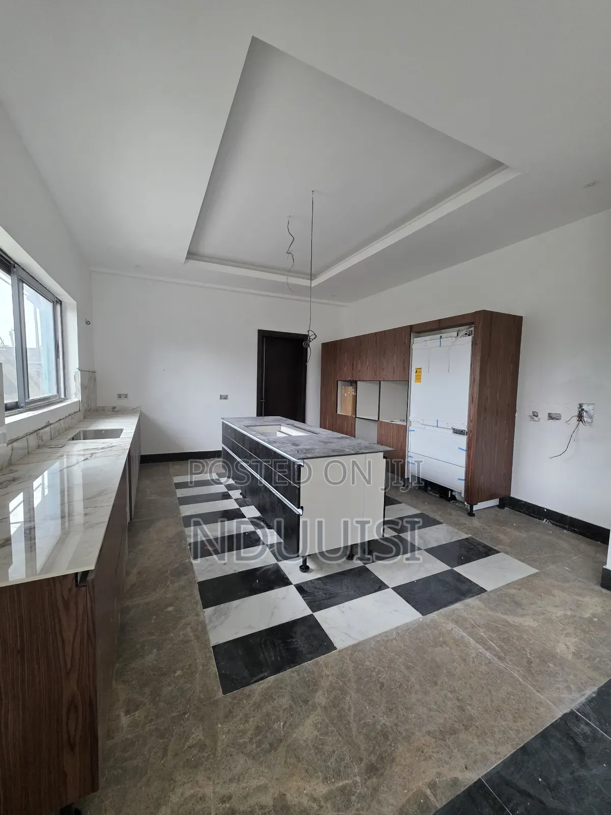 5bdrm Duplex in Banana Island for sale in Banana Island