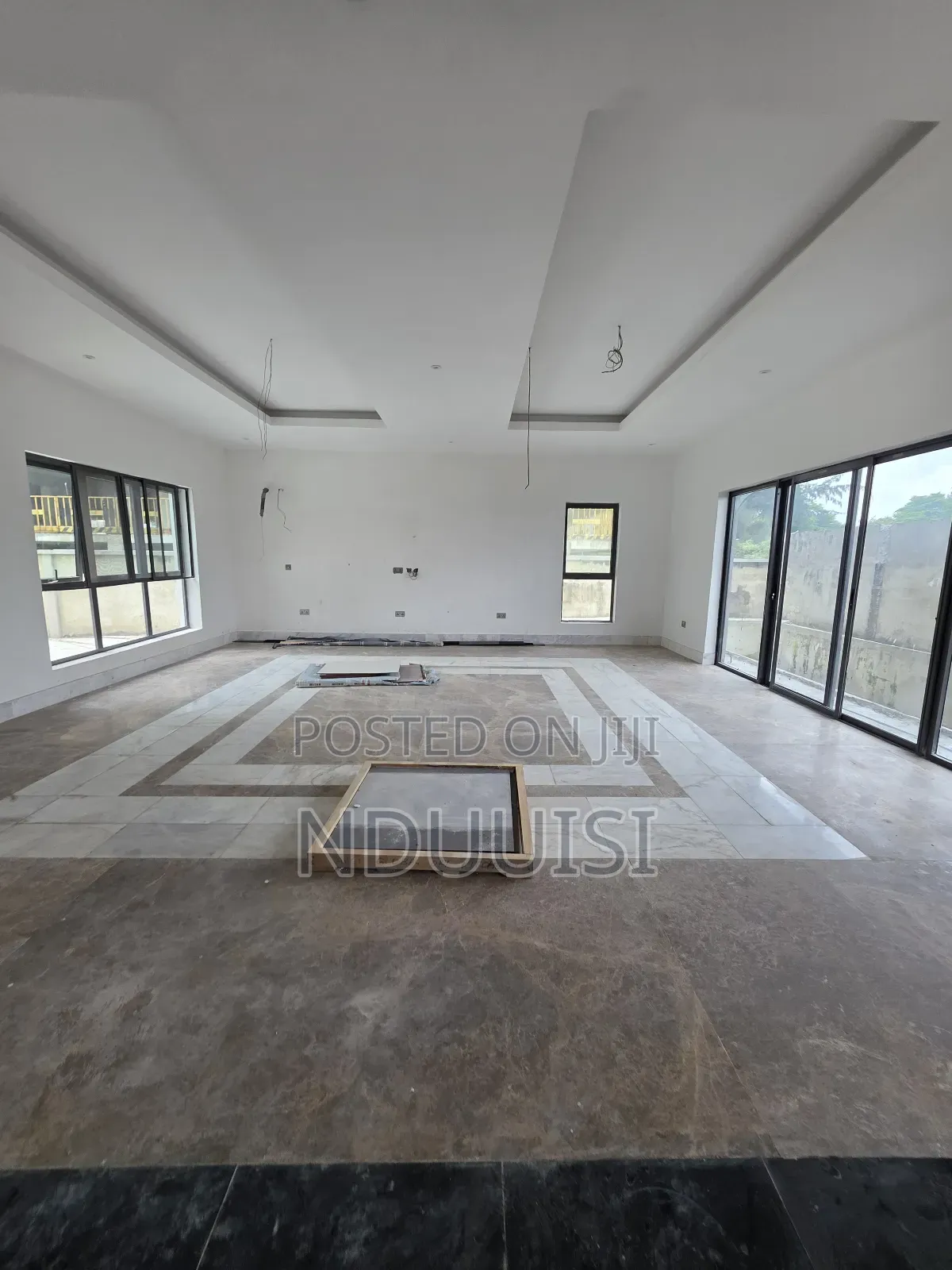 5bdrm Duplex in Banana Island for sale in Banana Island