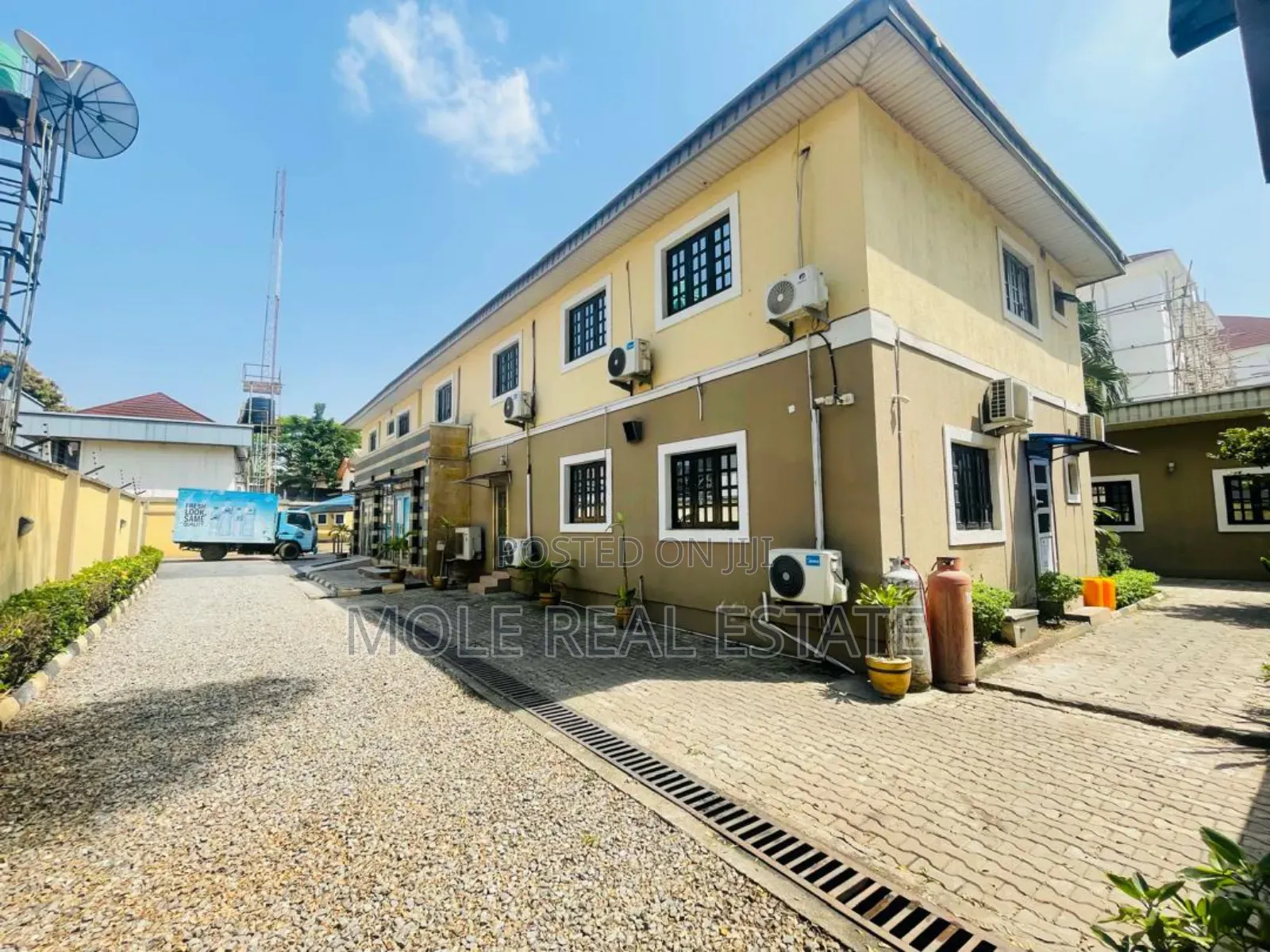 Funtional Luxery 32 Rooms Hotel Gra Ikeja in Ikeja GRA