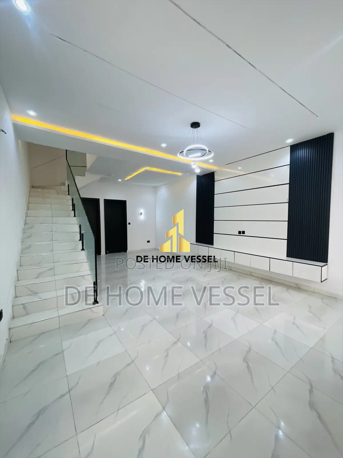4bdrm Duplex in Ikota for sale in Ikota
