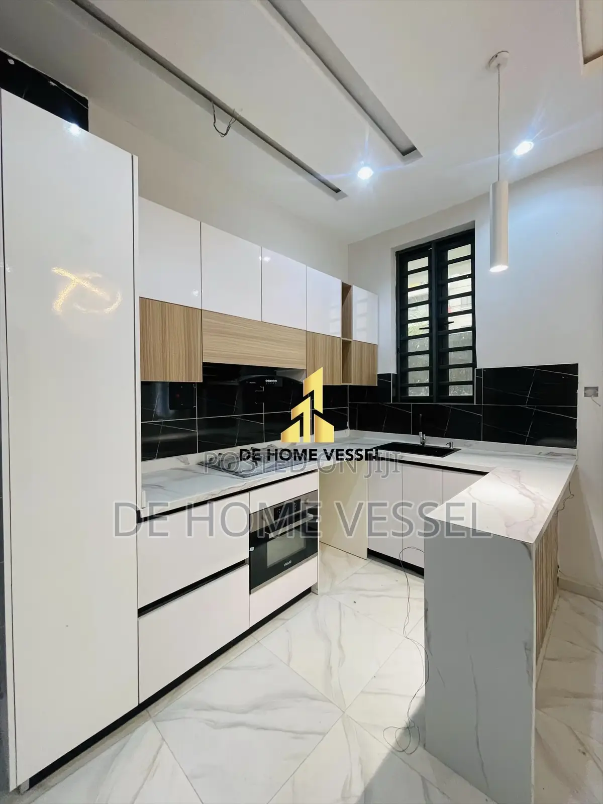 2bdrm Apartment in Ikate for sale in Ikate