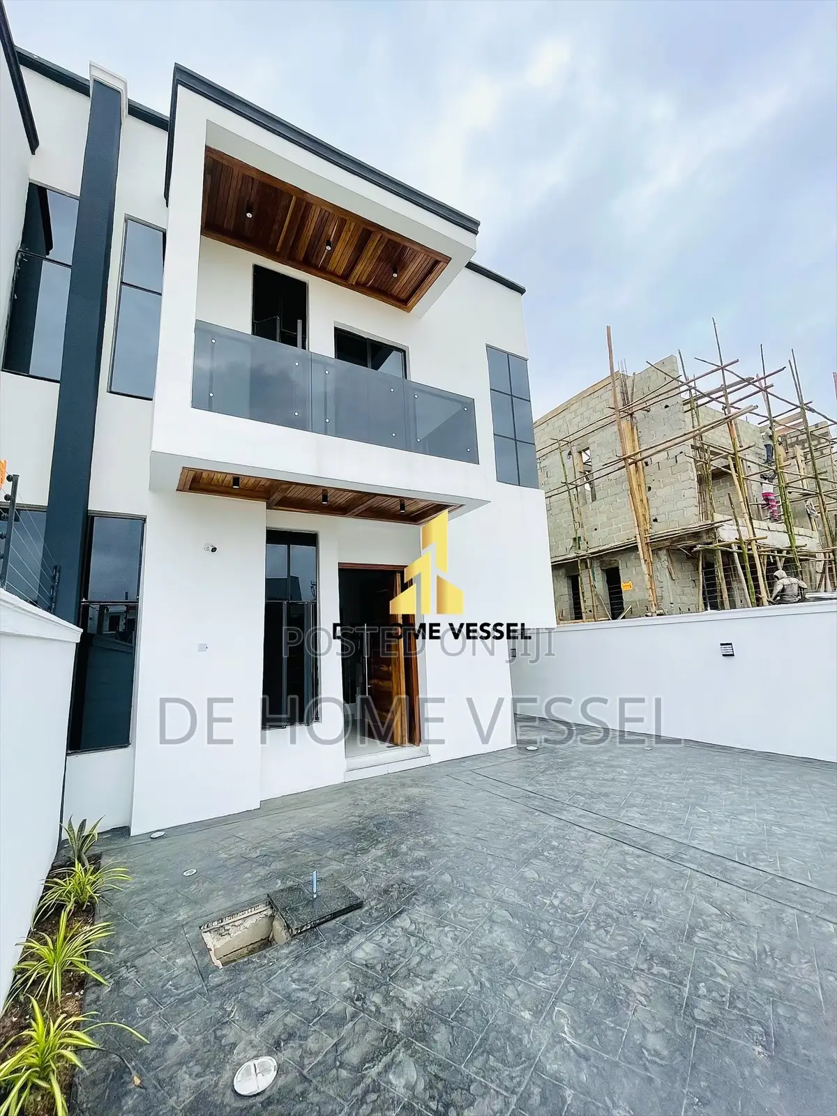 4bdrm Duplex in Lekki for sale in Lekki