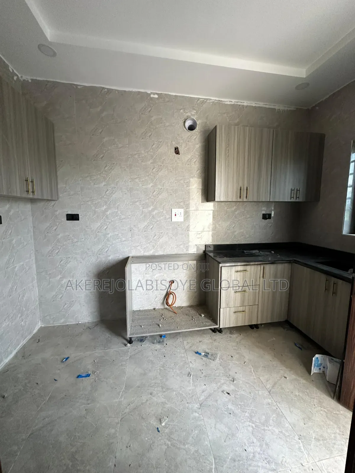 2bdrm Block of Flats in In An Estate for rent in Life Camp