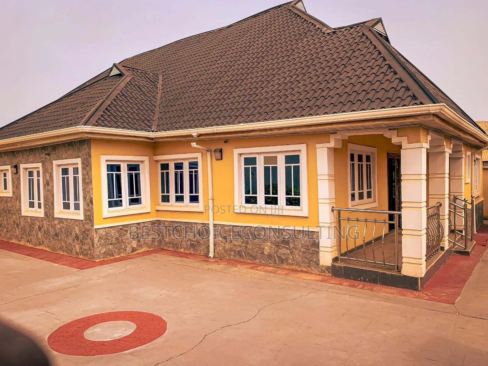 4bdrm Bungalow in Ekerin, Ibadan for sale in Ibadan