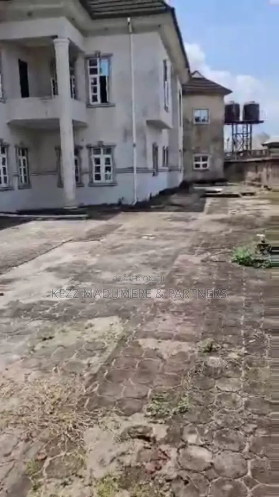 7bdrm Duplex in Area C Behind for sale in Owerri