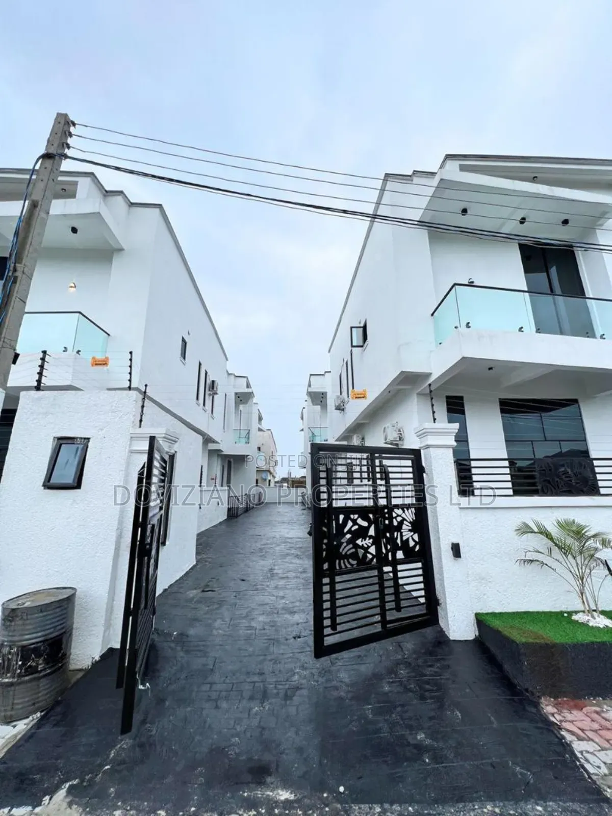 4bdrm Duplex in Ajah for sale in Ajah