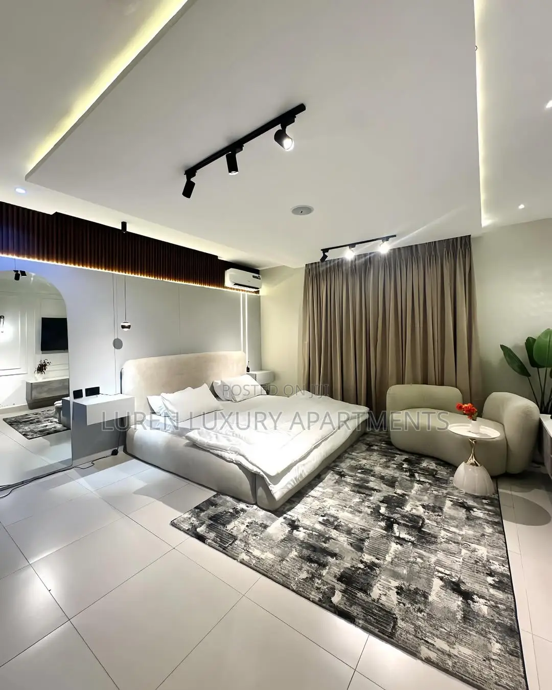 1 Bedroom Luxury Apartment at Utako, Abuja in Utako