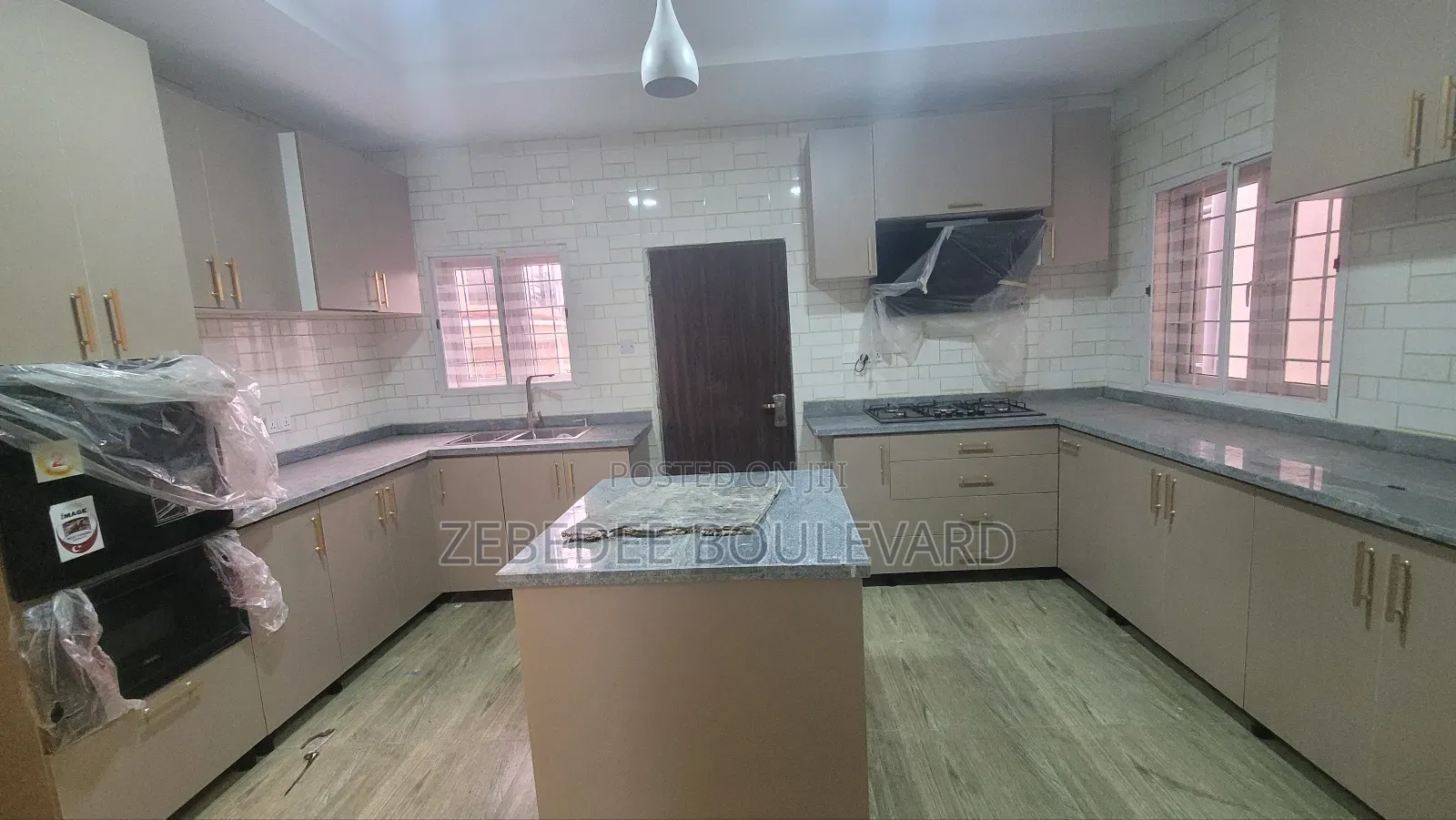 4bdrm Townhouse / Terrace in Wuye for rent in Wuye