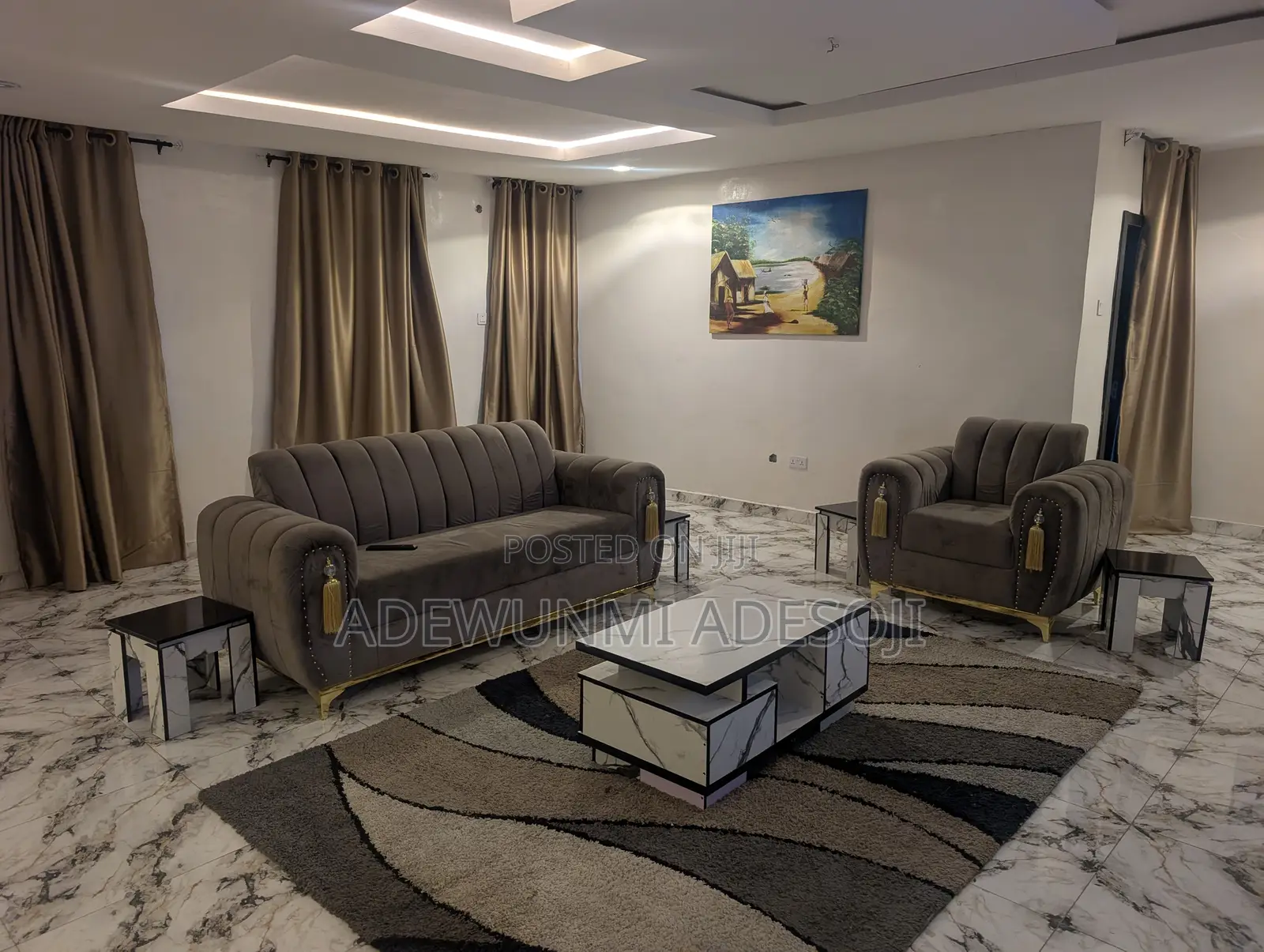 Spacious 1 Bed in Oko-Oba