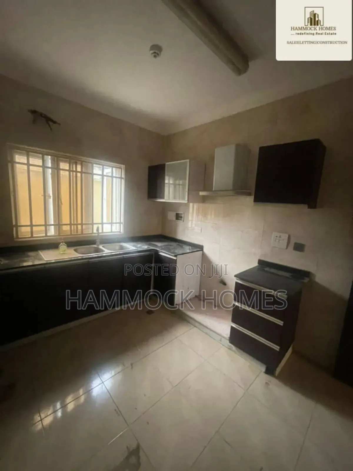 3bdrm Duplex in Agodi Gra for sale in Agodi