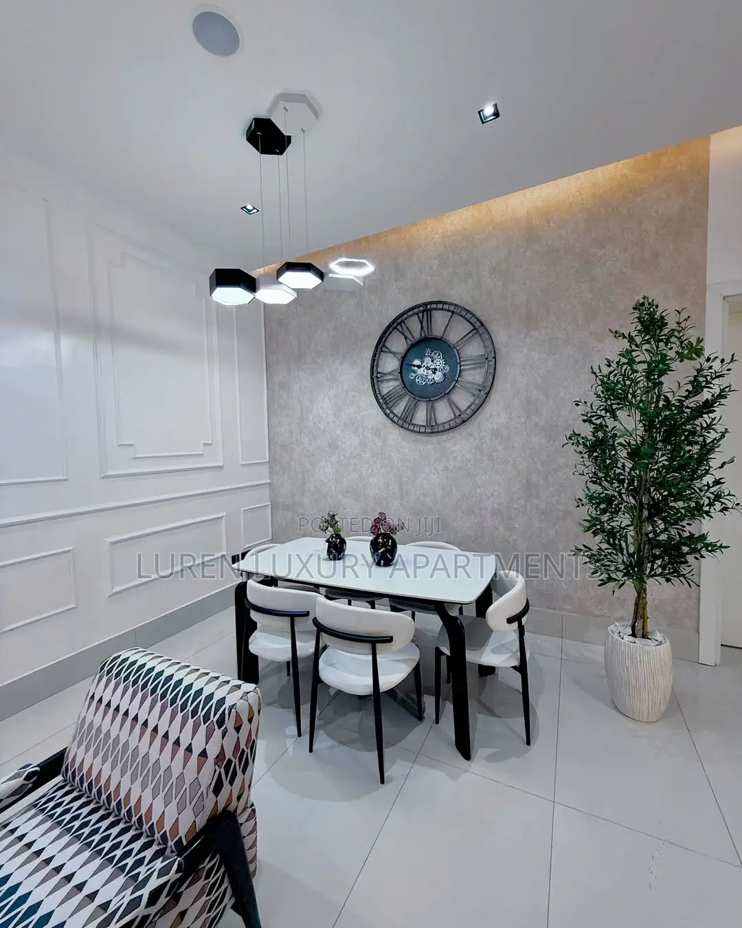 4 Bedroom Apartment With Swimming Pool at Guzape, Abuja in Guzape District