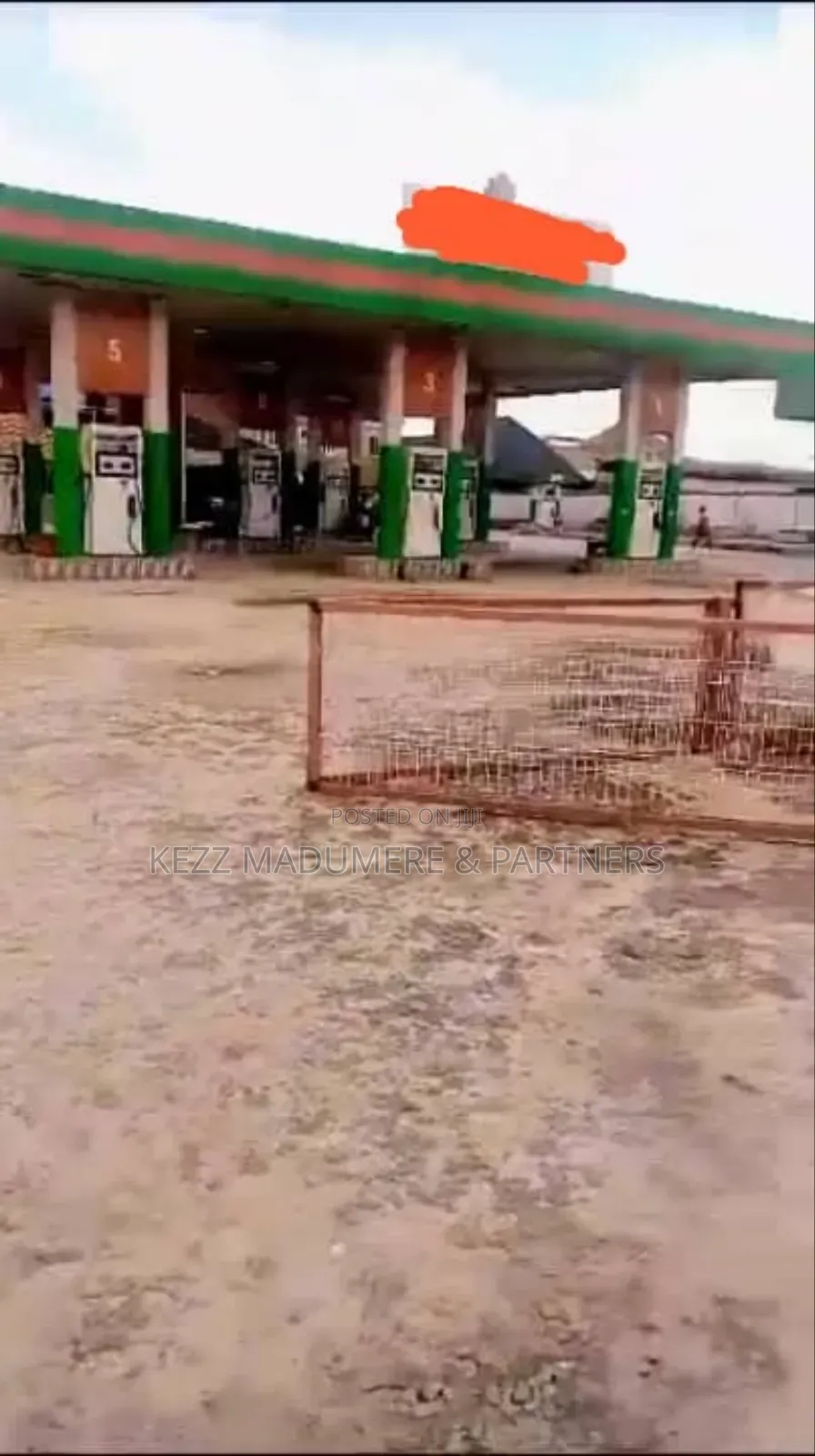 For Sale: Functional Mega Filling Station in Port Harcourt in Port-Harcourt