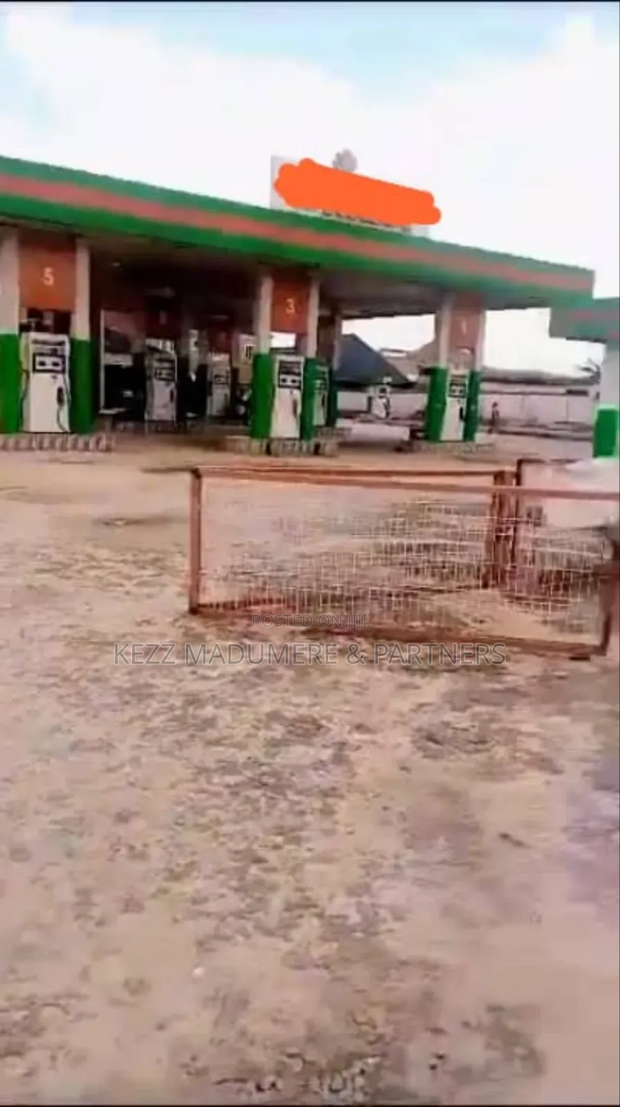 For Sale: Functional Mega Filling Station in Port Harcourt in Port-Harcourt
