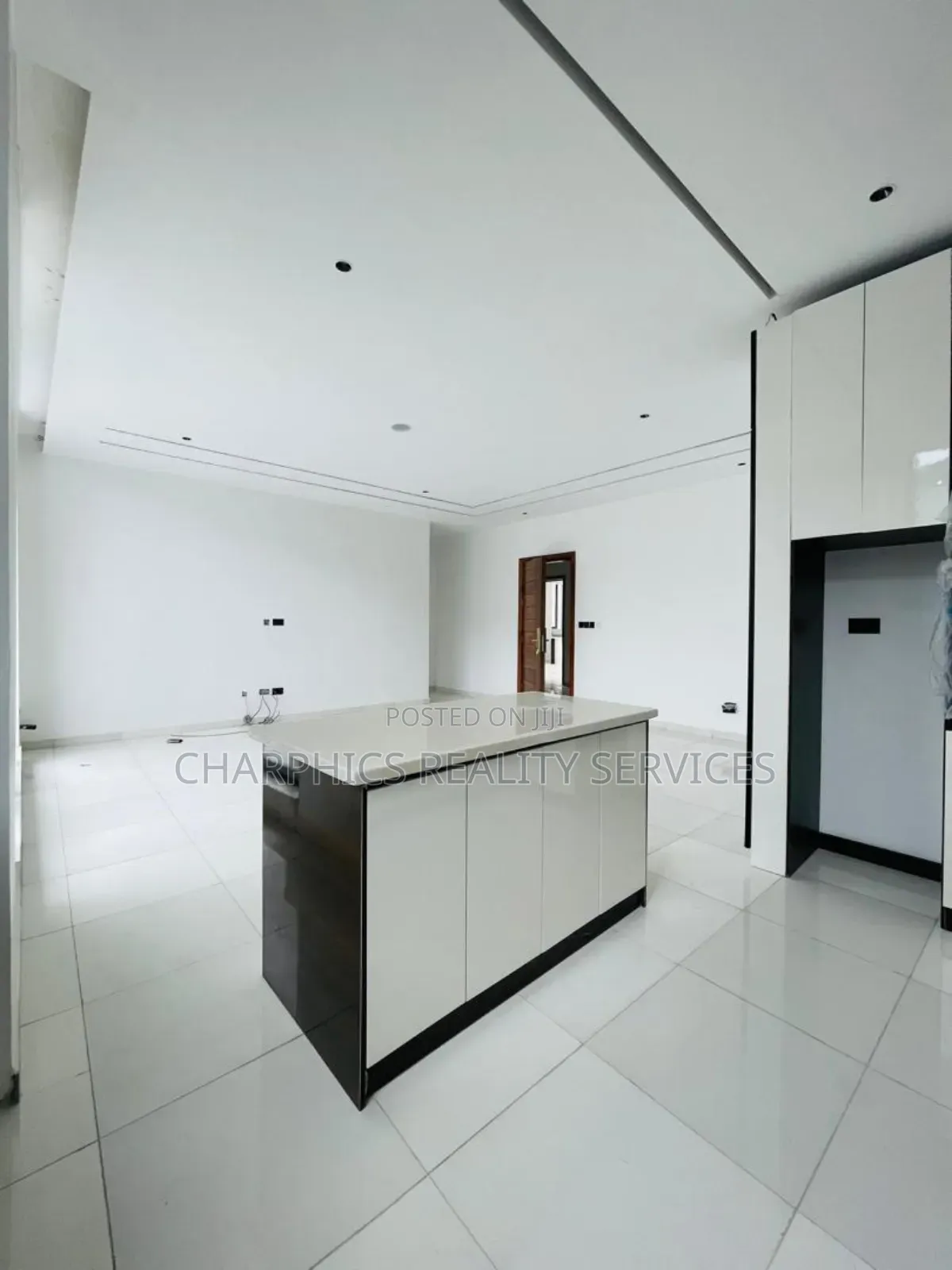 2bdrm Apartment in Victoria Island for sale in Victoria Island