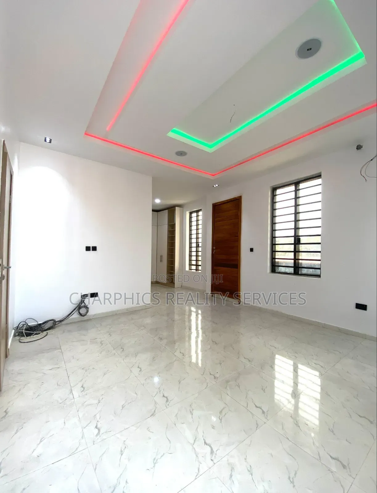 4bdrm Duplex in Lekki Phase 2 for sale in Lekki Phase 2