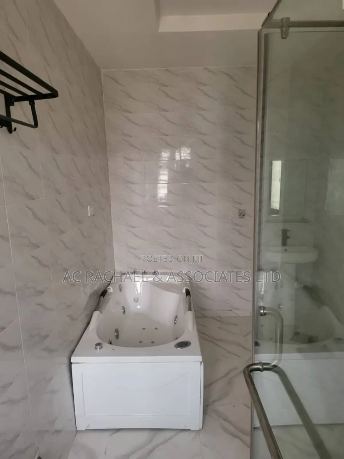 4bdrm Duplex in Lakeview Ph2, Amuwo-Odofin for sale in Amuwo-Odofin