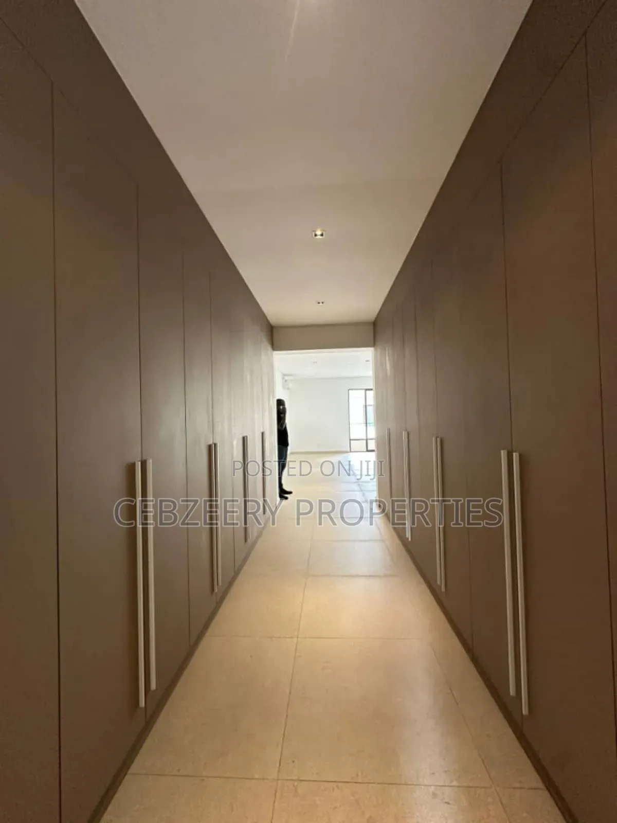 5bdrm Townhouse/Terrace in Banana Island for sale in Banana Island