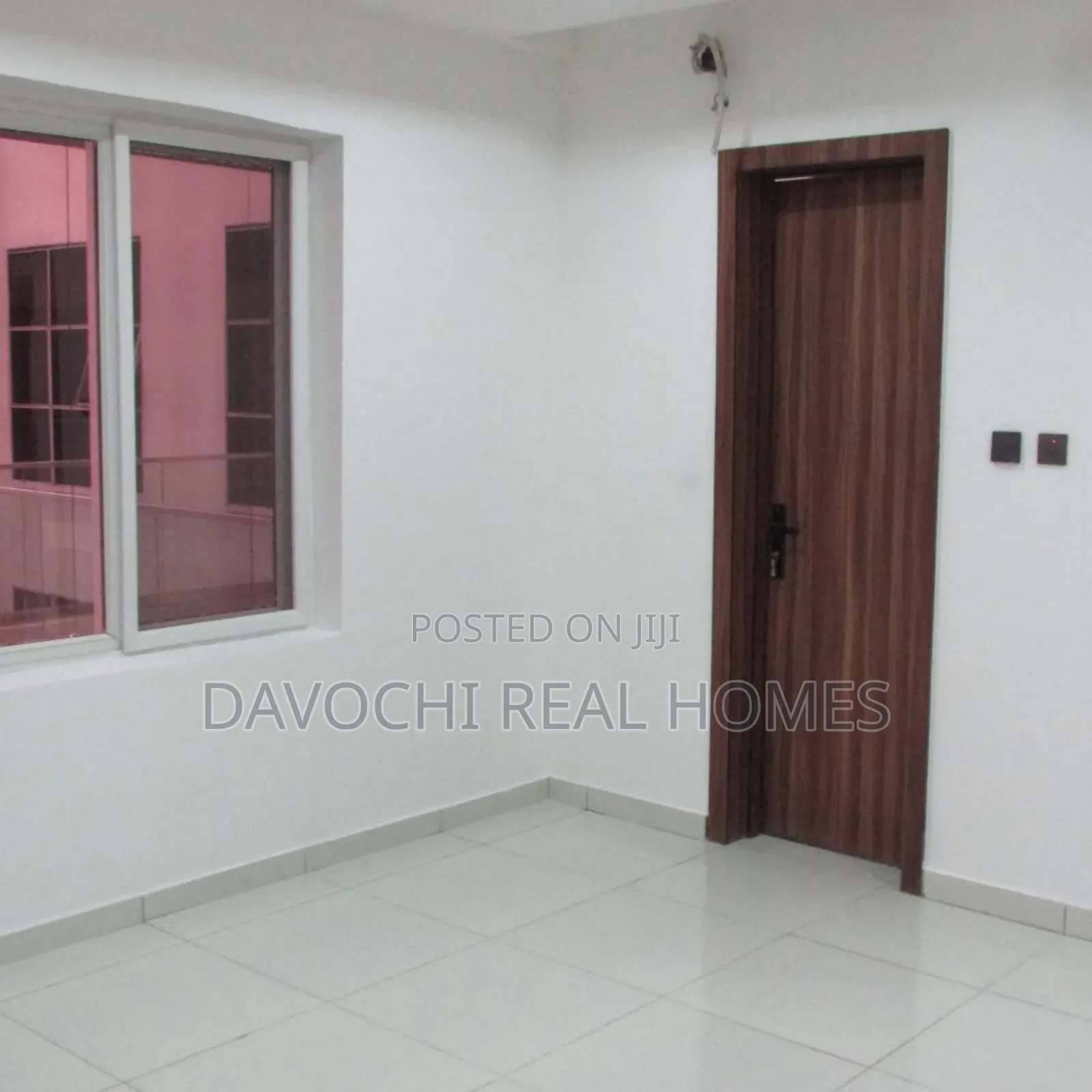 4bdrm Duplex in Ikota for rent in Ikota