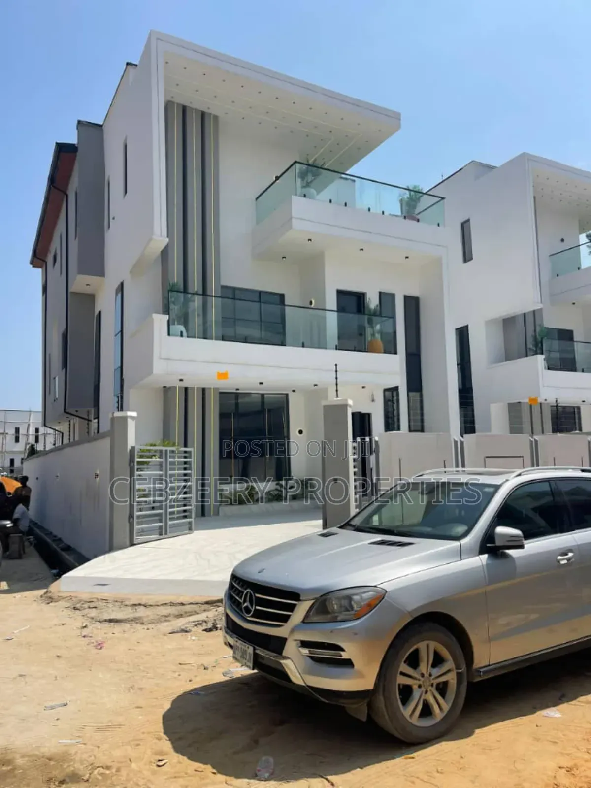 5bdrm Duplex in Ajah for sale in Ajah