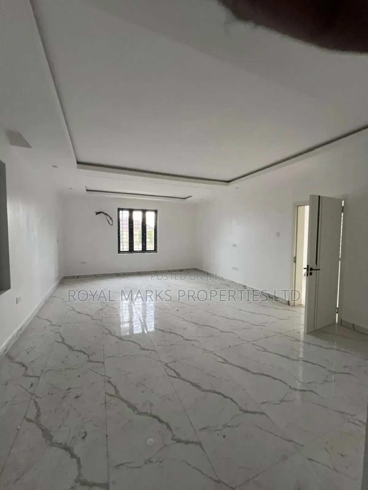 5bdrm Duplex in Kado for sale in Kado