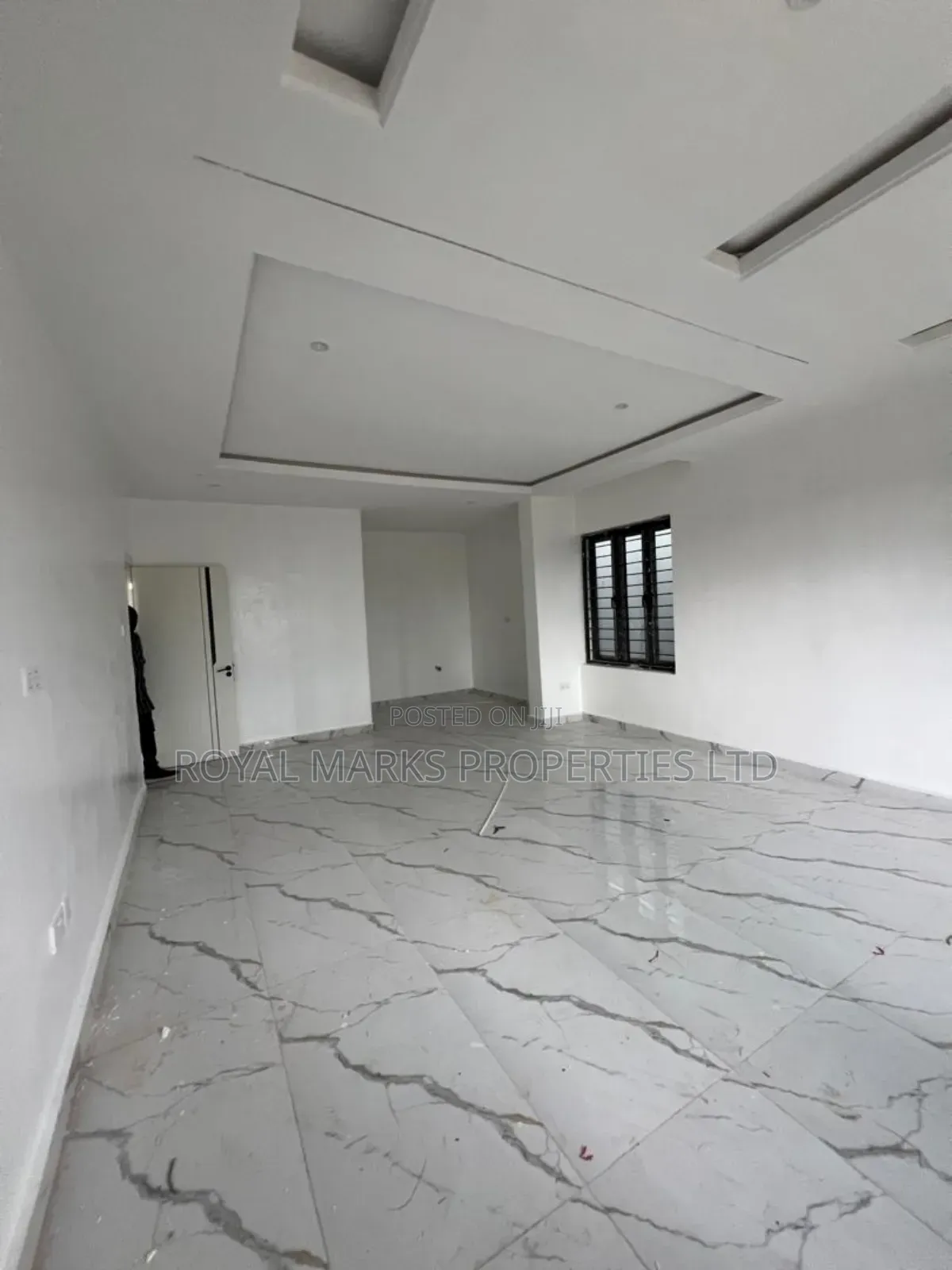 5bdrm Duplex in Kado for sale in Kado