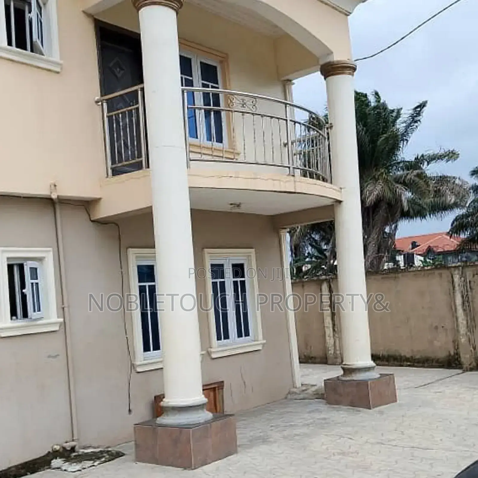 3bdrm Block of Flats in Awoyaya Ajah Lagos for sale in Awoyaya