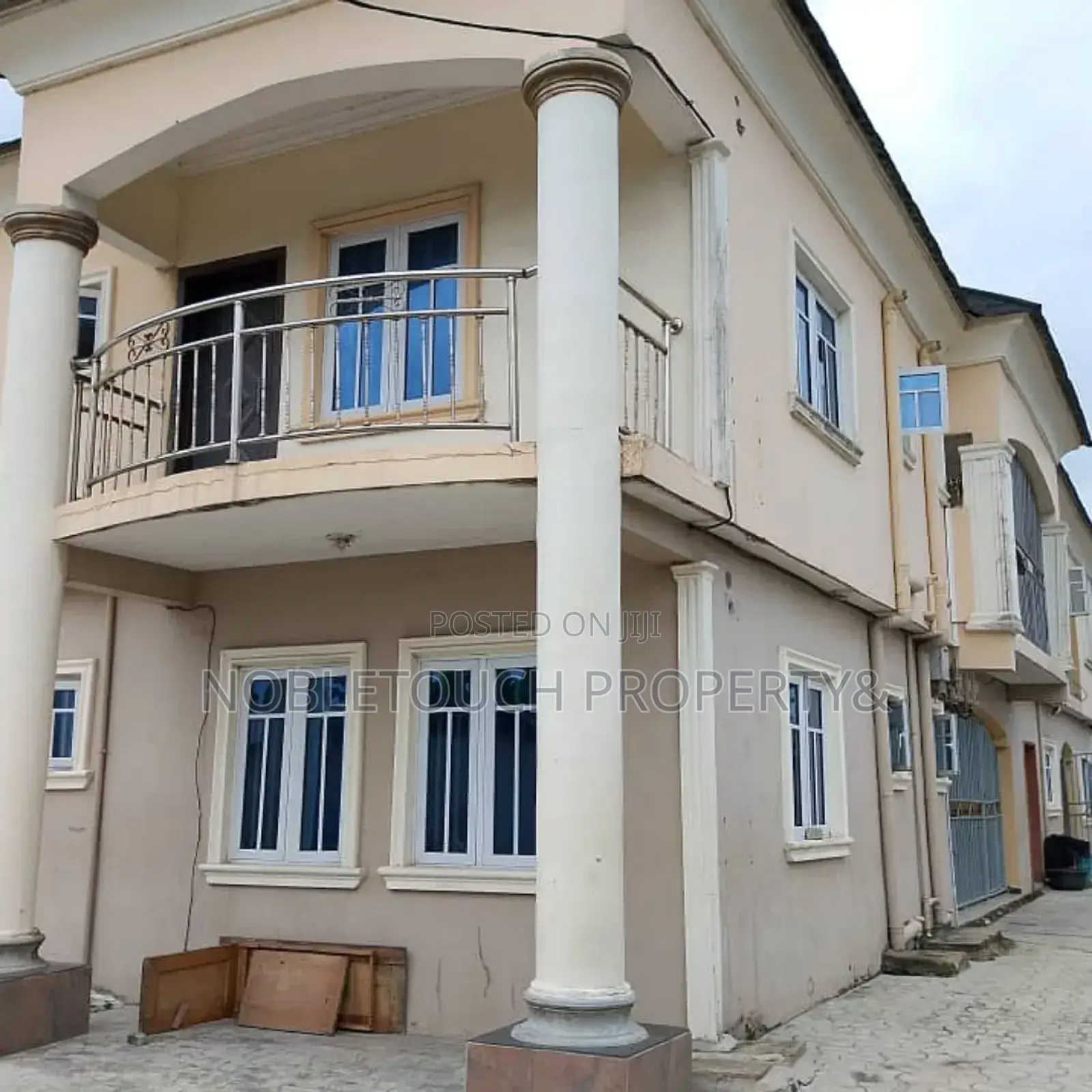 3bdrm Block of Flats in Awoyaya Ajah Lagos for sale in Awoyaya