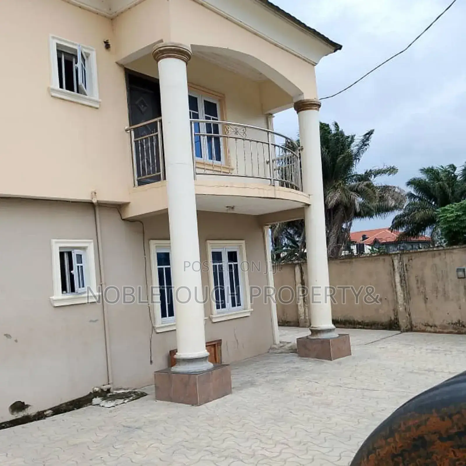 3bdrm Block of Flats in Awoyaya Ajah Lagos for sale in Awoyaya