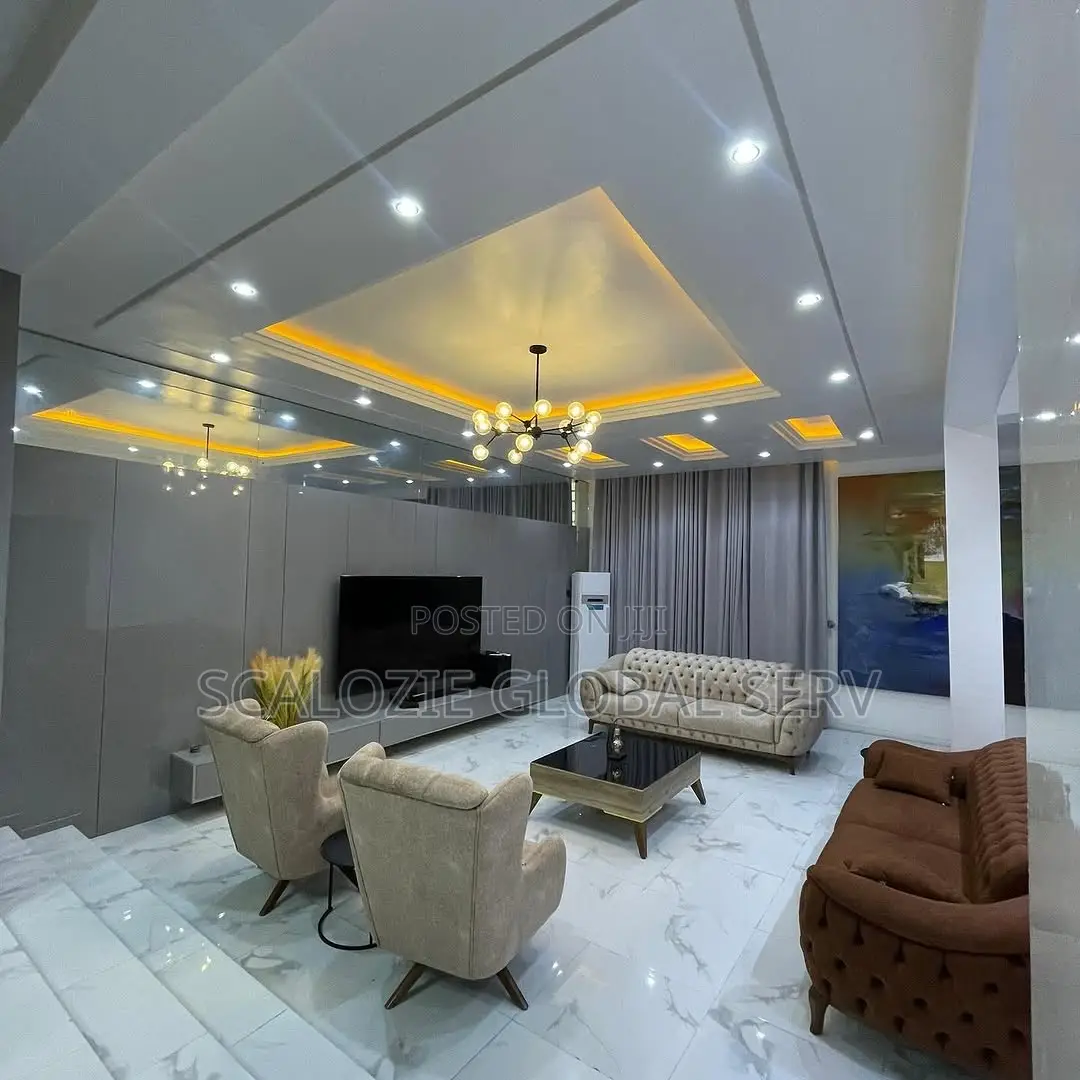 4bdrm Duplex in Radio Estate, Off, New Layout for sale in New Layout