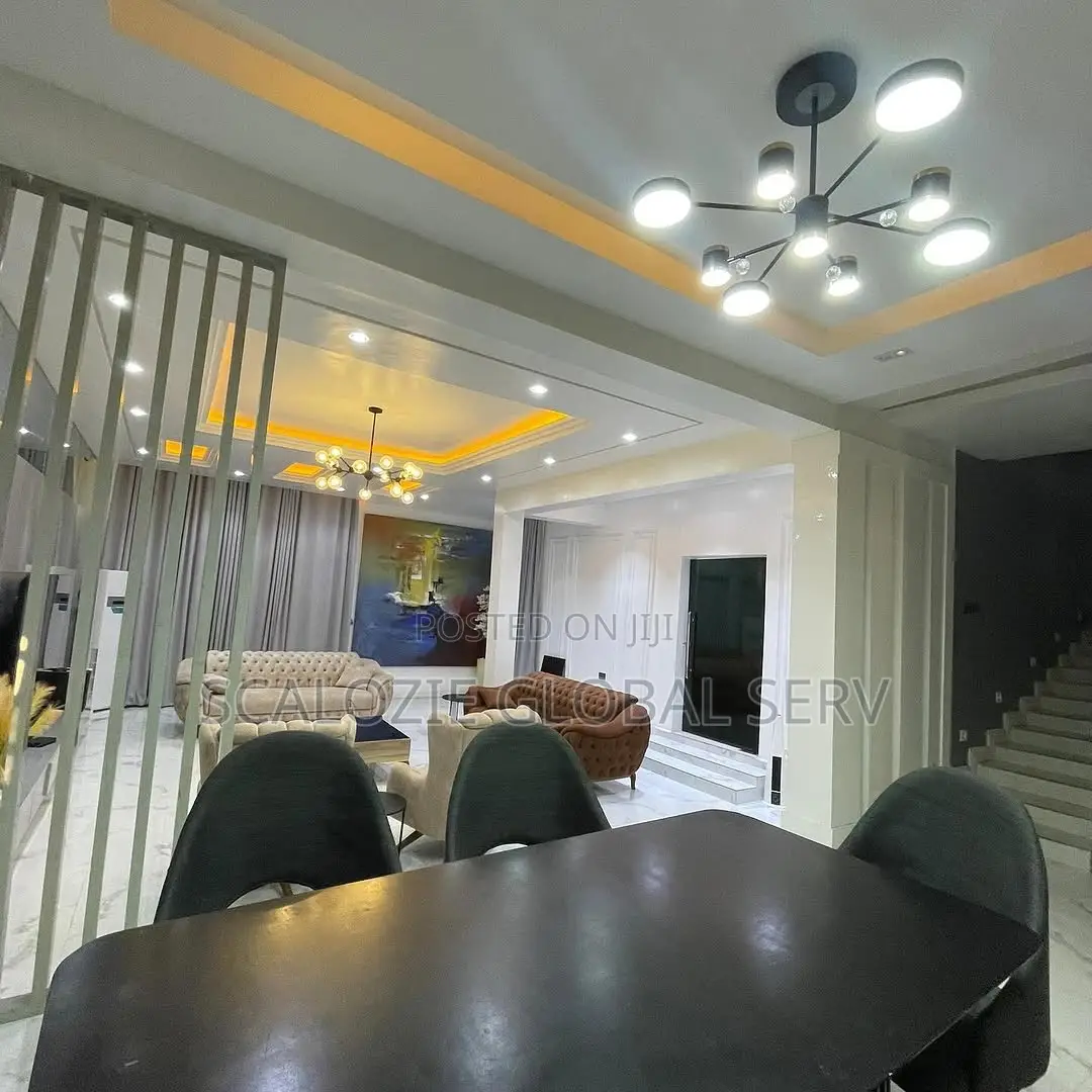 4bdrm Duplex in Radio Estate, Off, New Layout for sale in New Layout