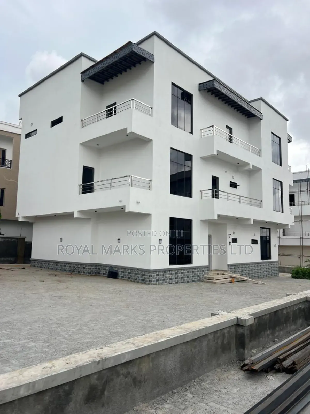 5bdrm Duplex in Katampe Extension for sale in Katampe Extension