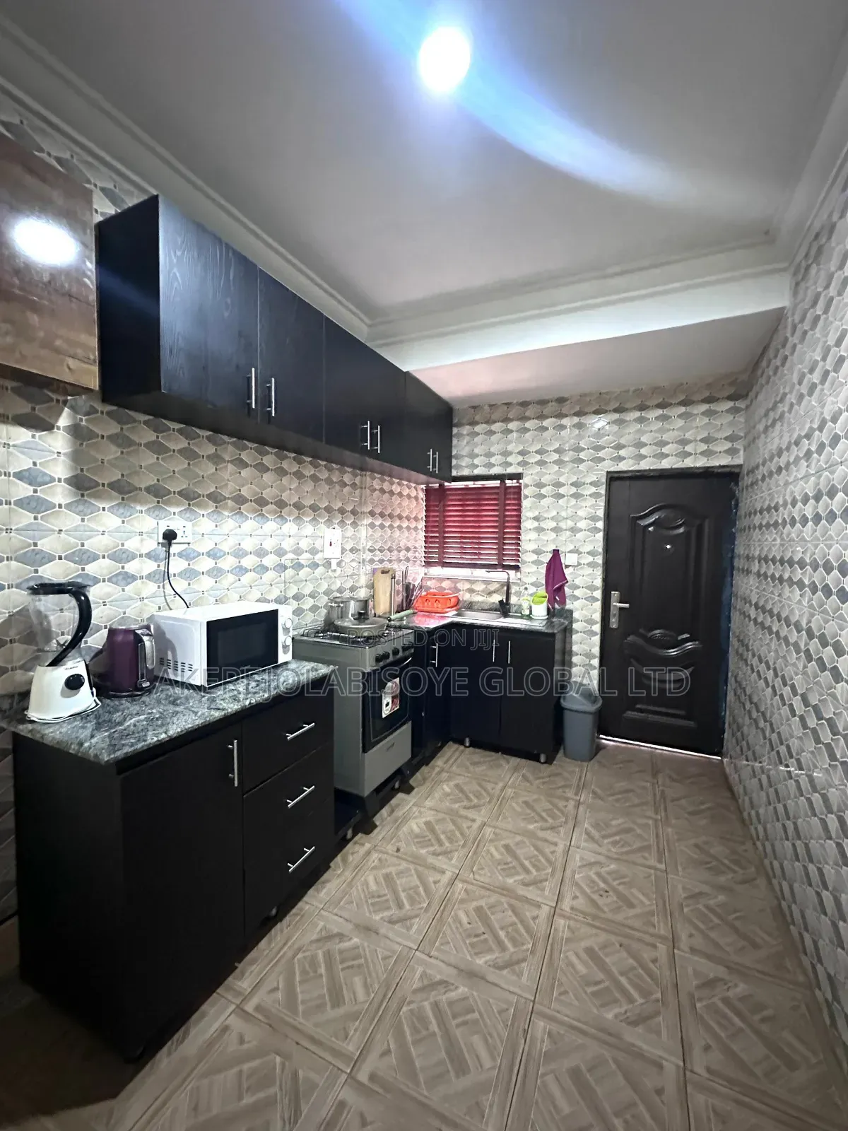 Furnished 2bdrm Block of Flats in Wuse 2 for rent in Wuse 2