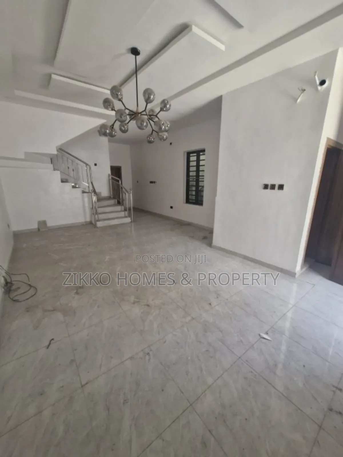 4bdrm Duplex in Orchid, Chevron for sale in Chevron