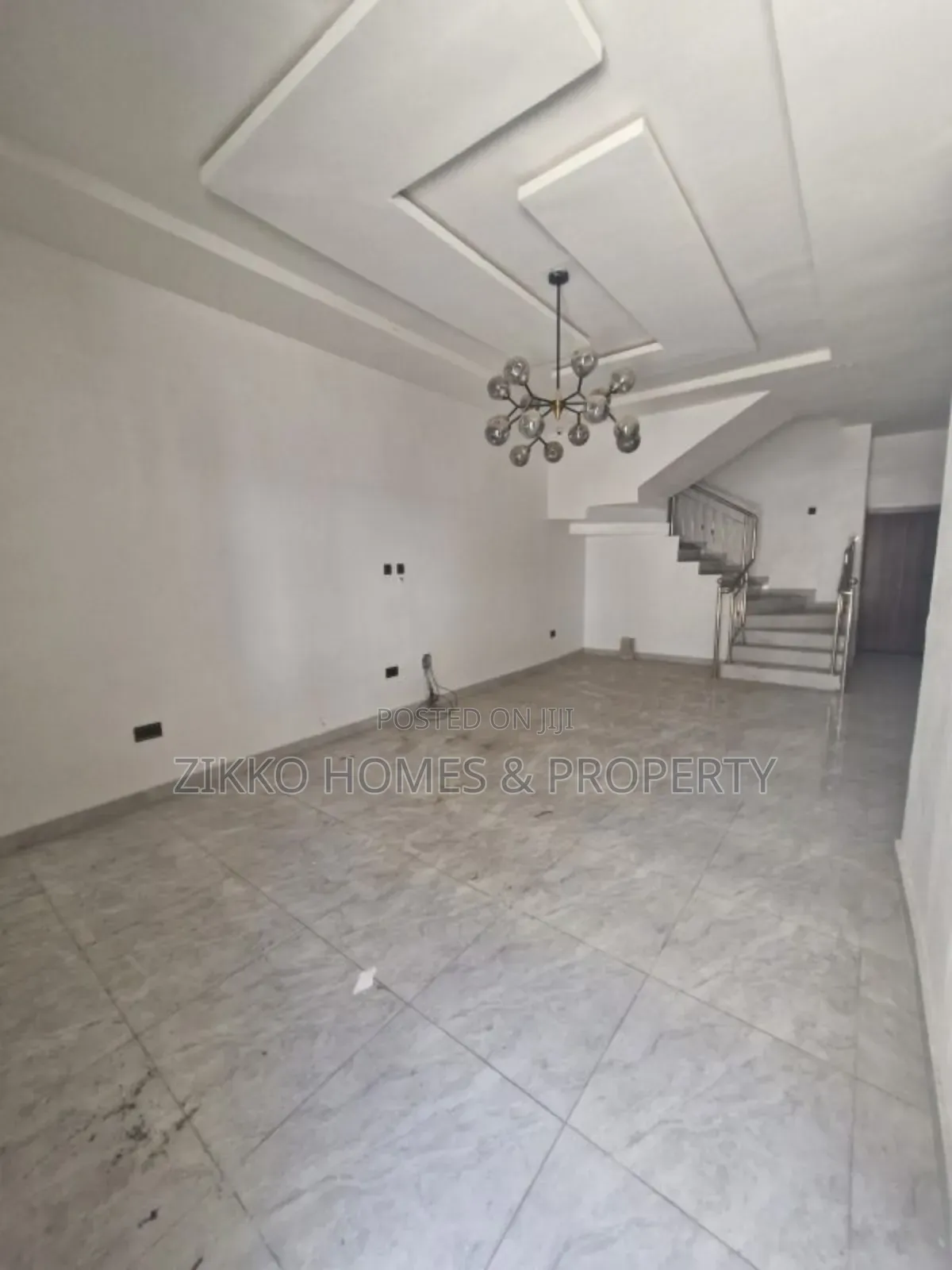 4bdrm Duplex in Orchid, Chevron for sale in Chevron