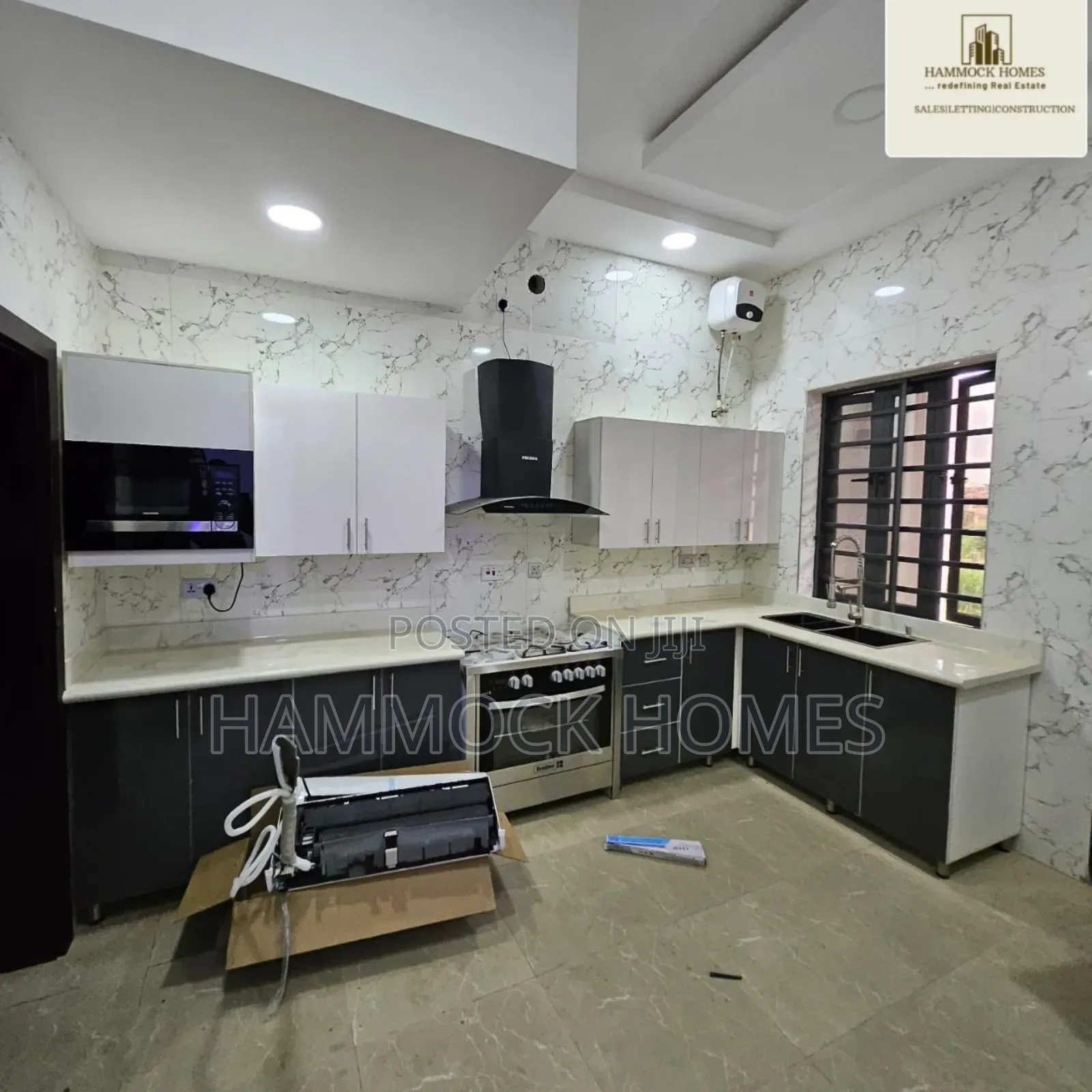 2bdrm Penthouse in Lere Adigun Gra, Basorun for rent in Basorun