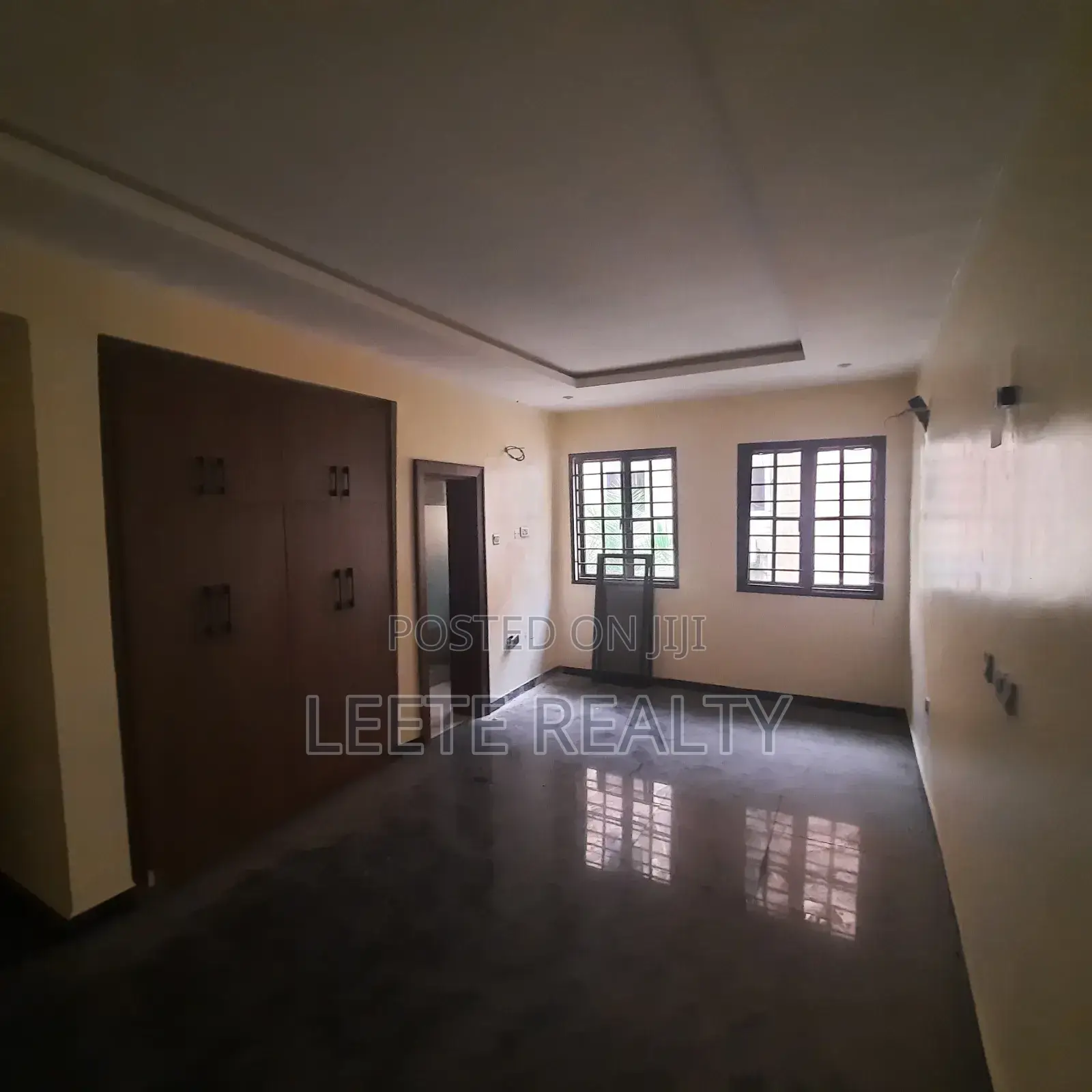 5bed-room Terrace Duplex in Utako