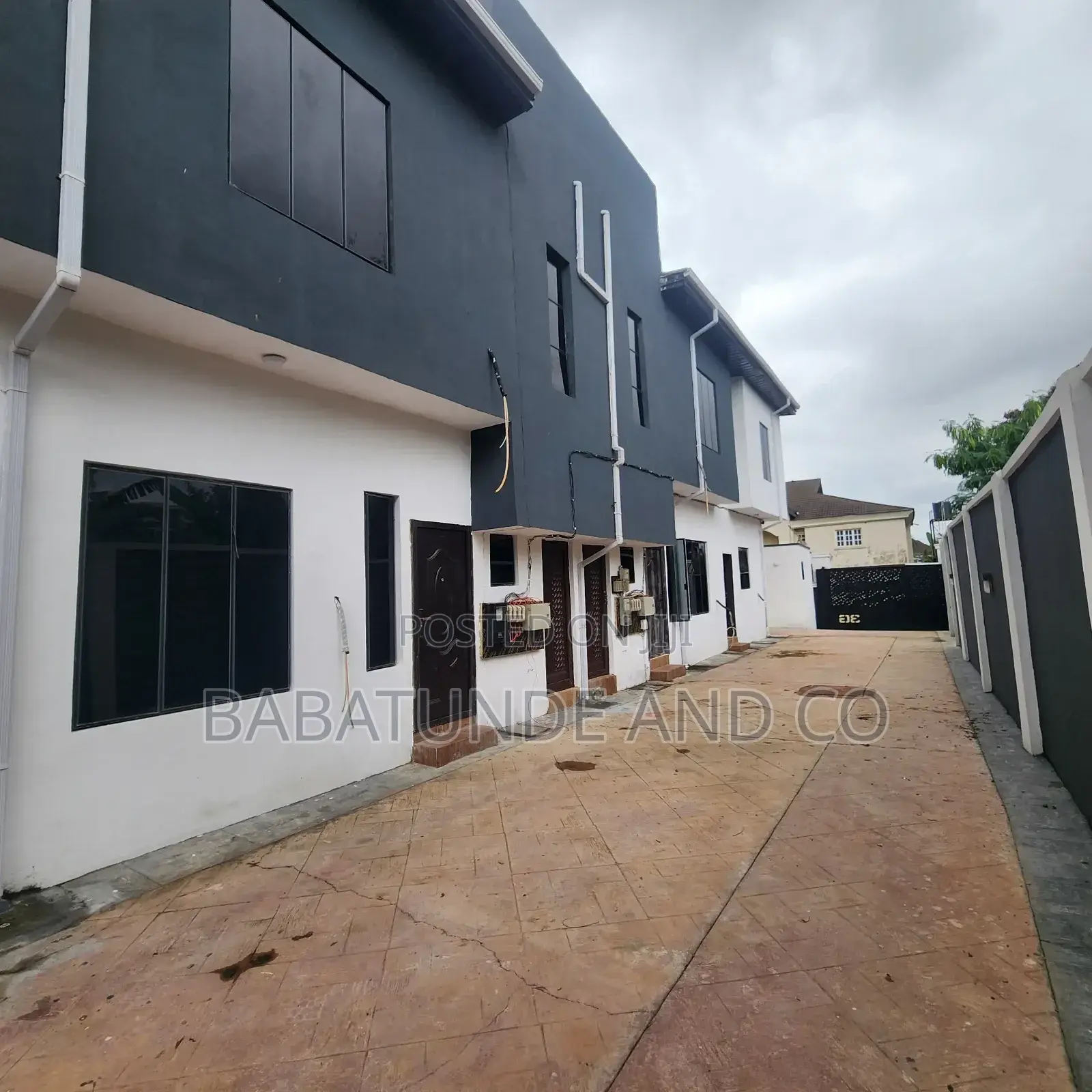 Furnished 4bdrm Duplex in Ikolaba Estate, for sale in Bodija