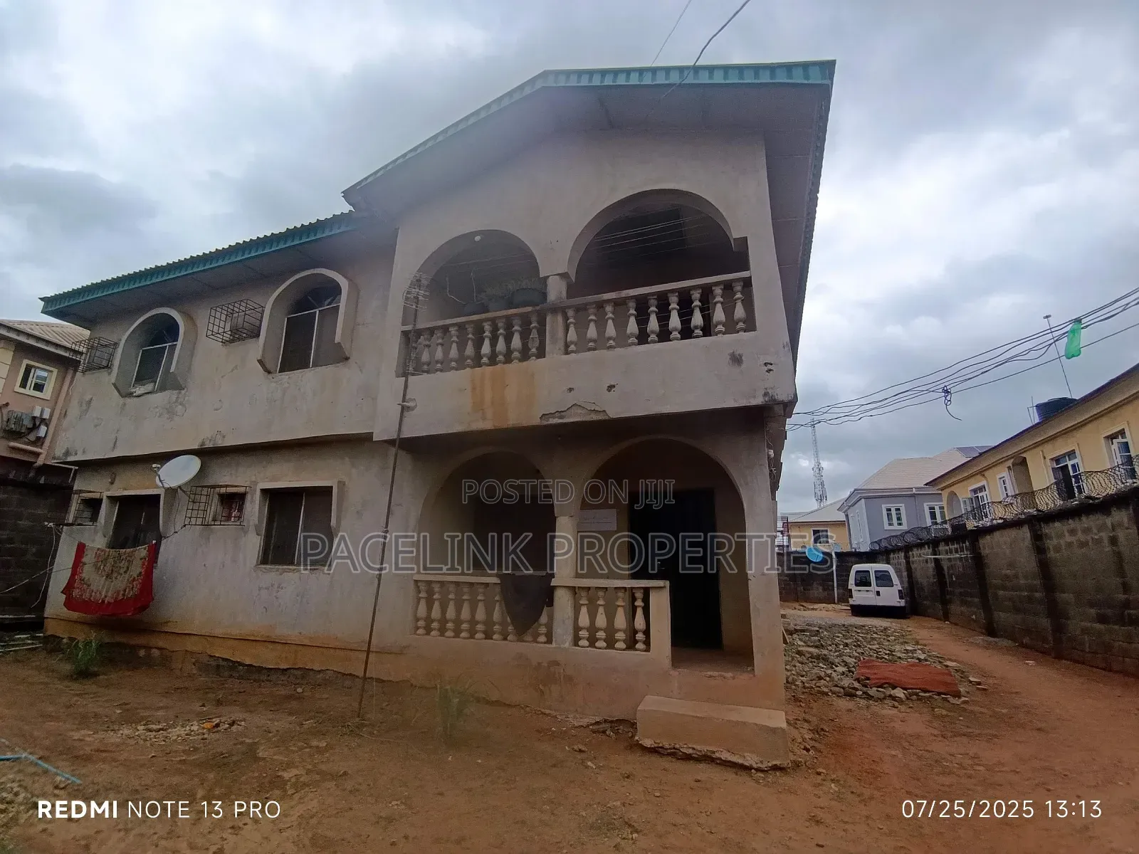 15bdrm Block of Flats in Alimosho for sale in Alimosho