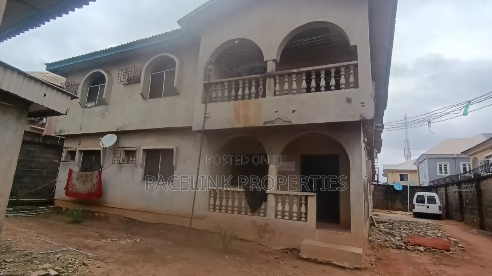 15bdrm Block of Flats in Alimosho for sale in Alimosho