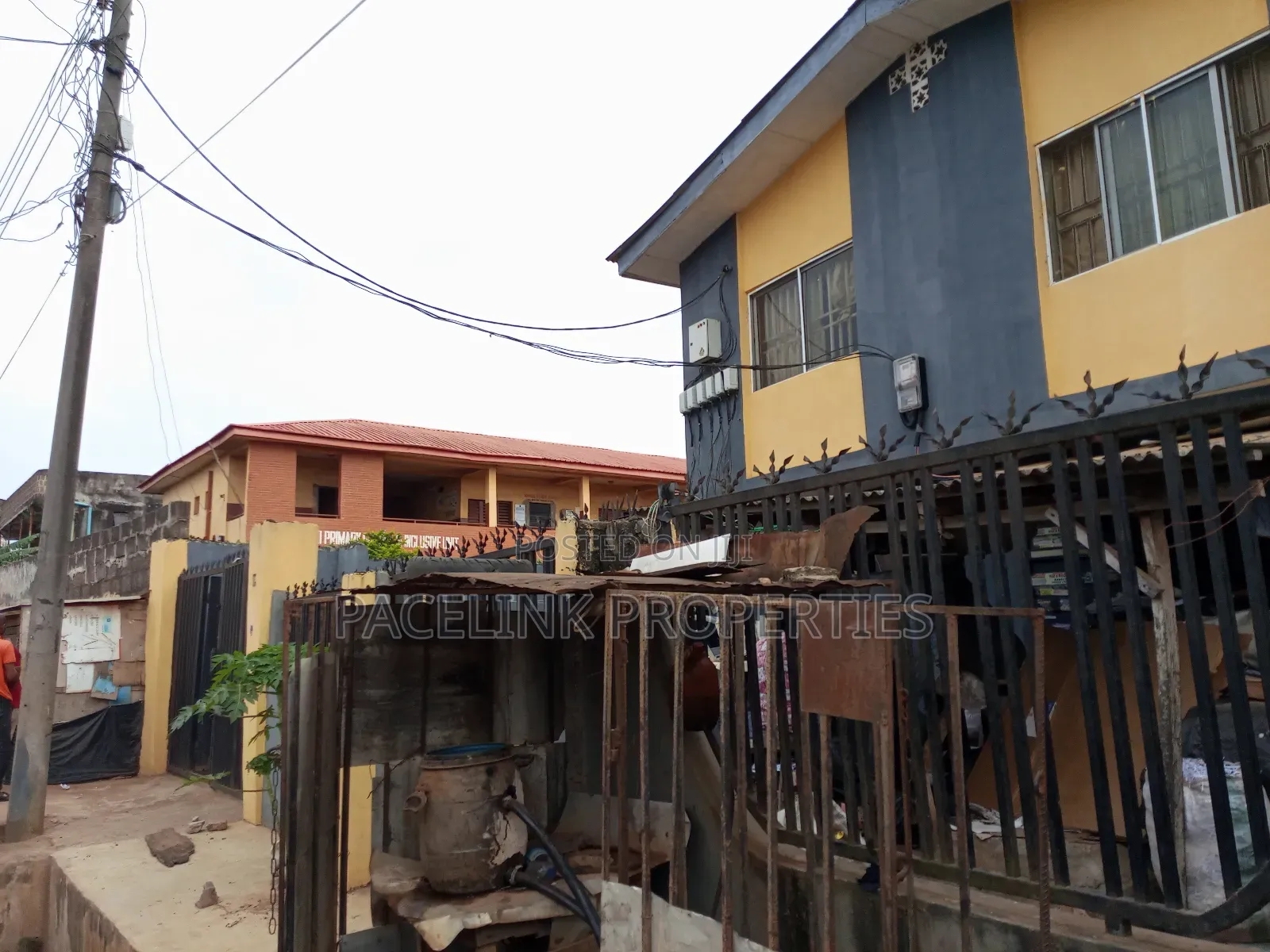 20bdrm Block of Flats in Iyana Ipaja Lagos for sale in Iyana Ipaja