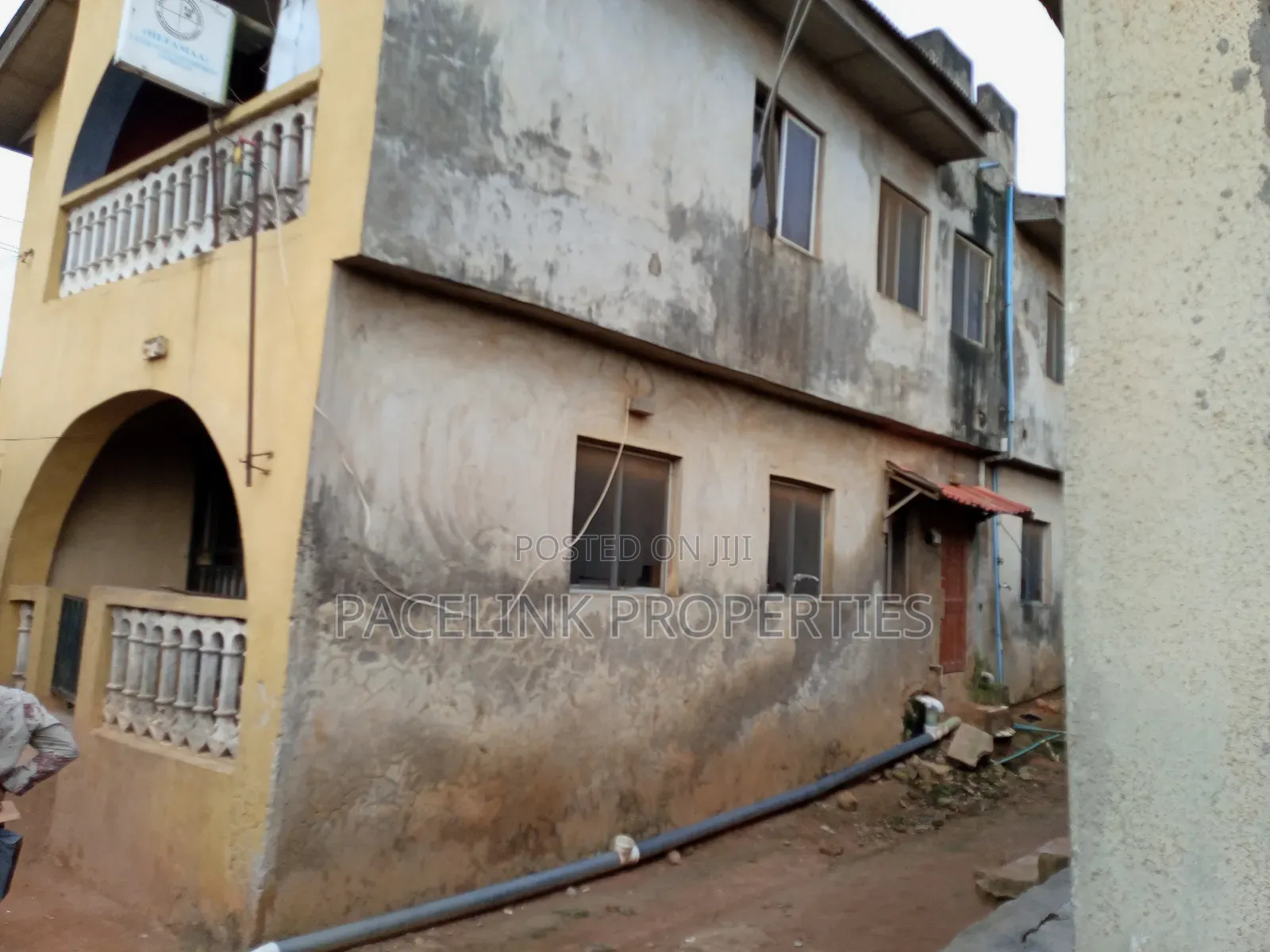 20bdrm Block of Flats in Iyana Ipaja Lagos for sale in Iyana Ipaja