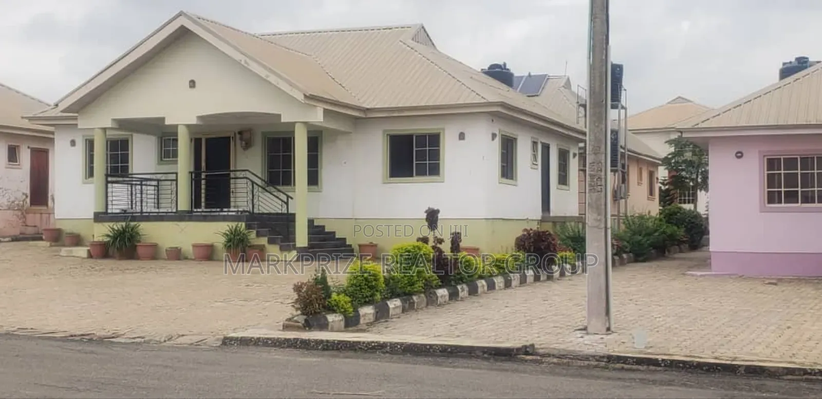 3bdrm Bungalow in Ologuneru Ibadan for sale in Ologuneru
