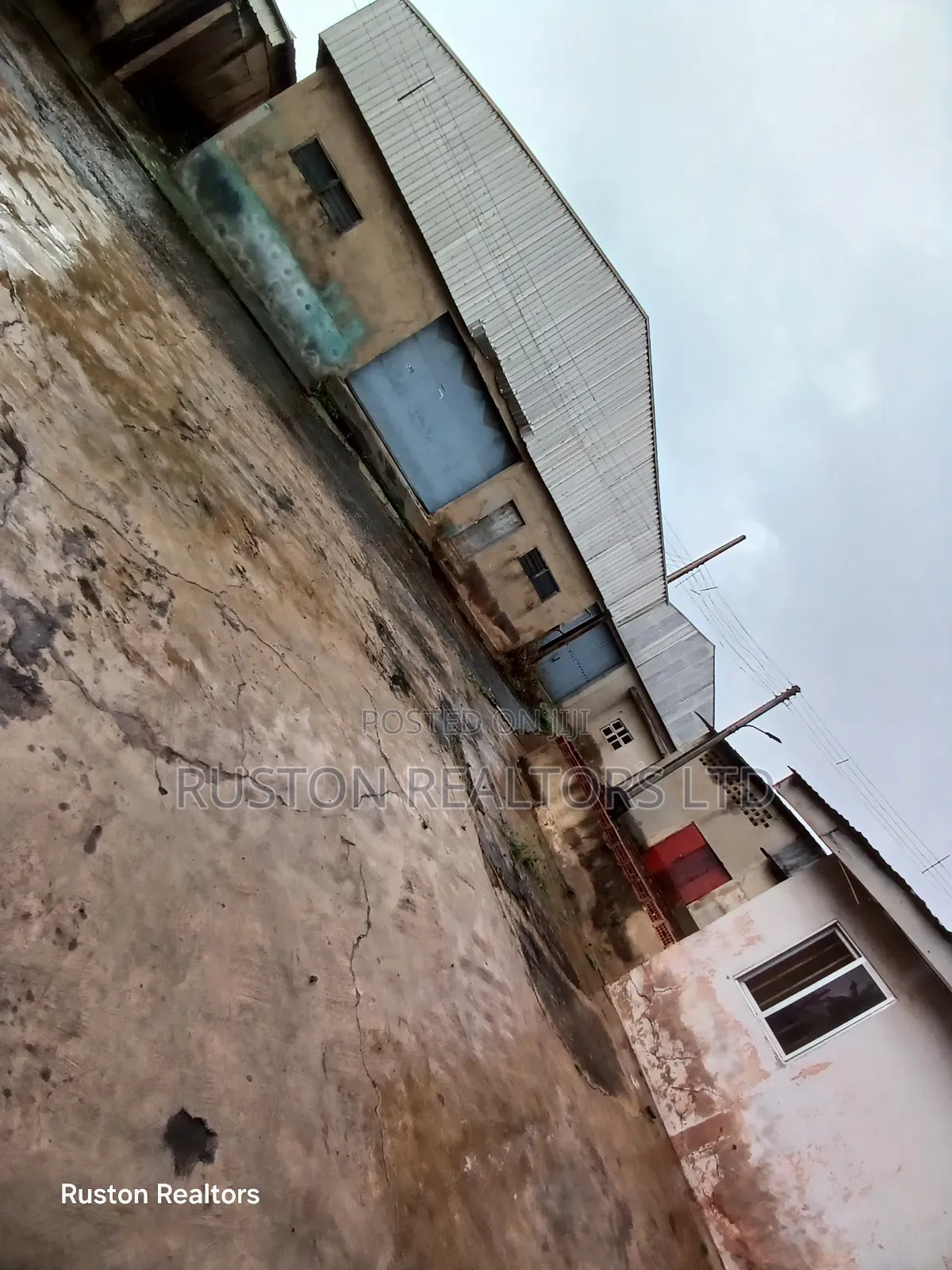 Warehouses Factory in Alakia