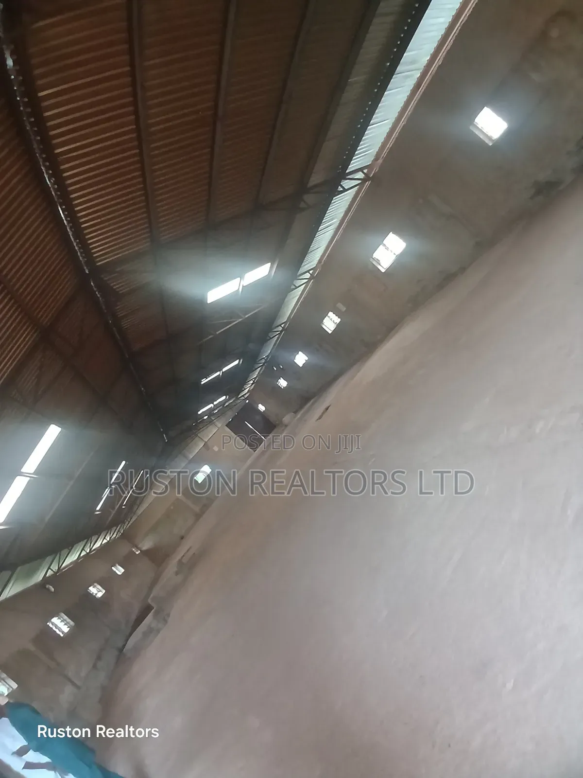 Warehouses Factory in Alakia