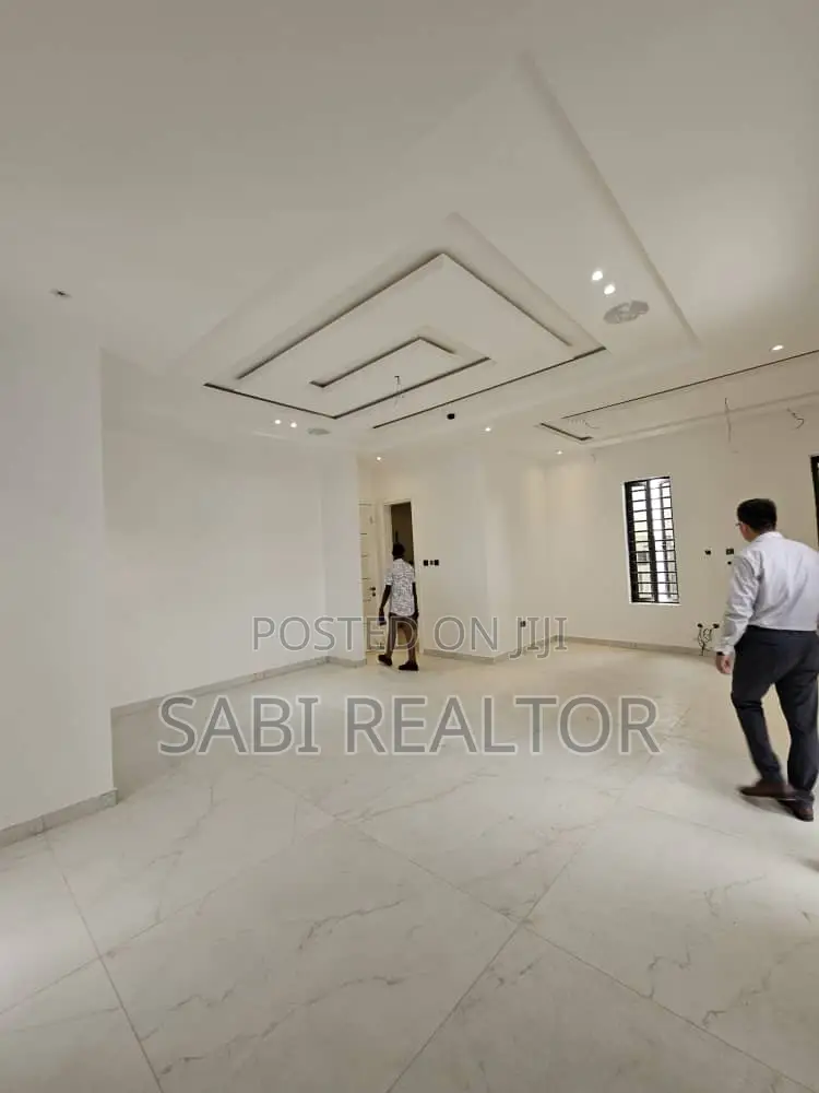 Furnished 5bdrm Duplex in Ikeja for sale in Ikeja GRA