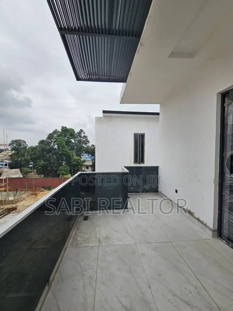 Furnished 5bdrm Duplex in Ikeja for sale in Ikeja GRA