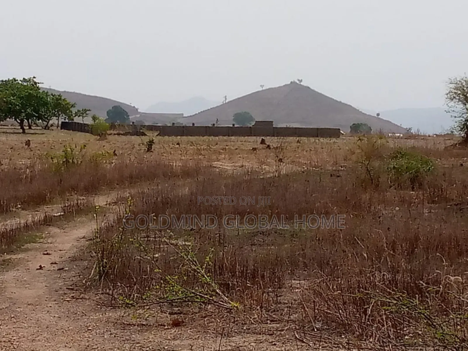 Distress Sale 1000sqm Residential Land in Gwagwalada in Gwagwalada