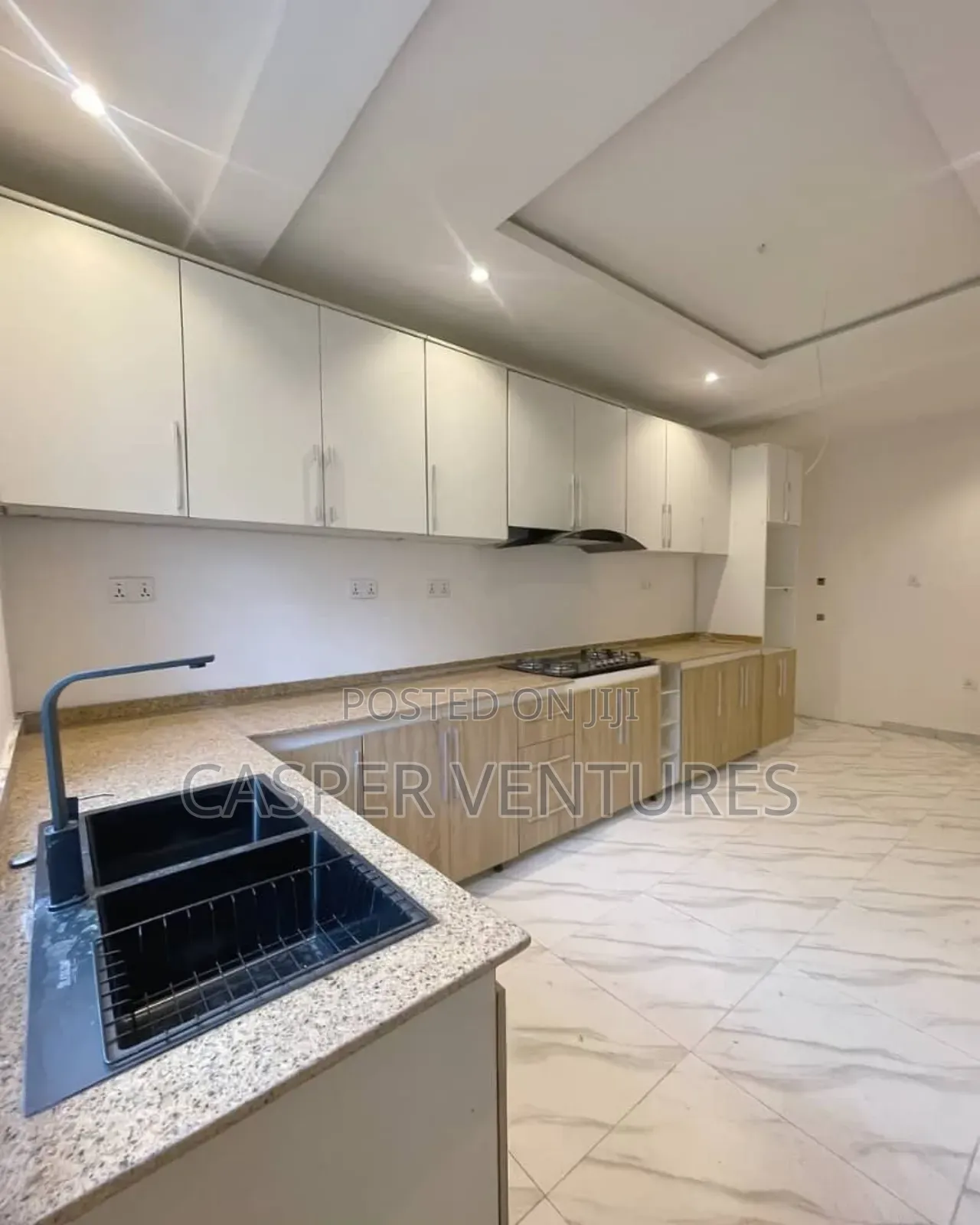 3bdrm Apartment in Chevron for sale in Chevron