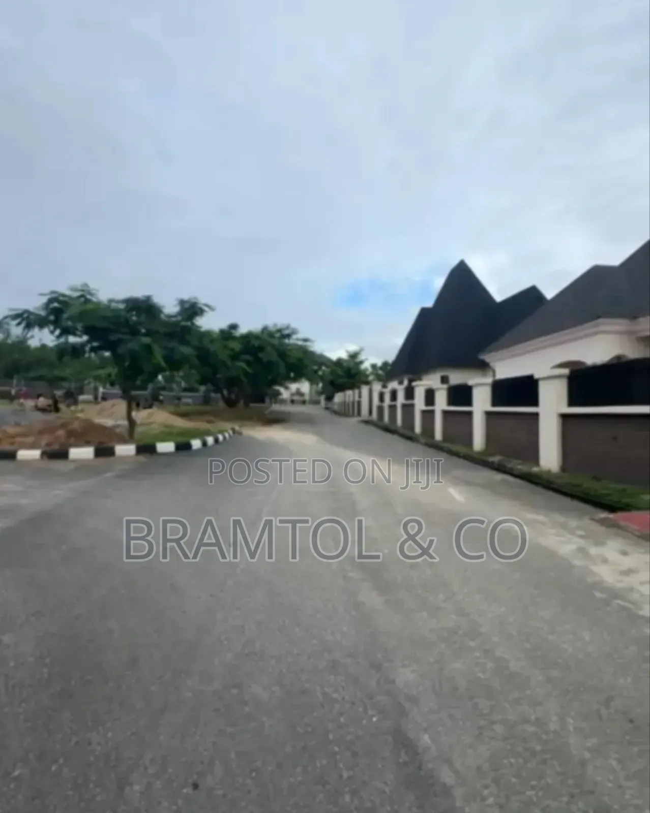 3bdrm Bungalow in Apo District for sale in Apo District
