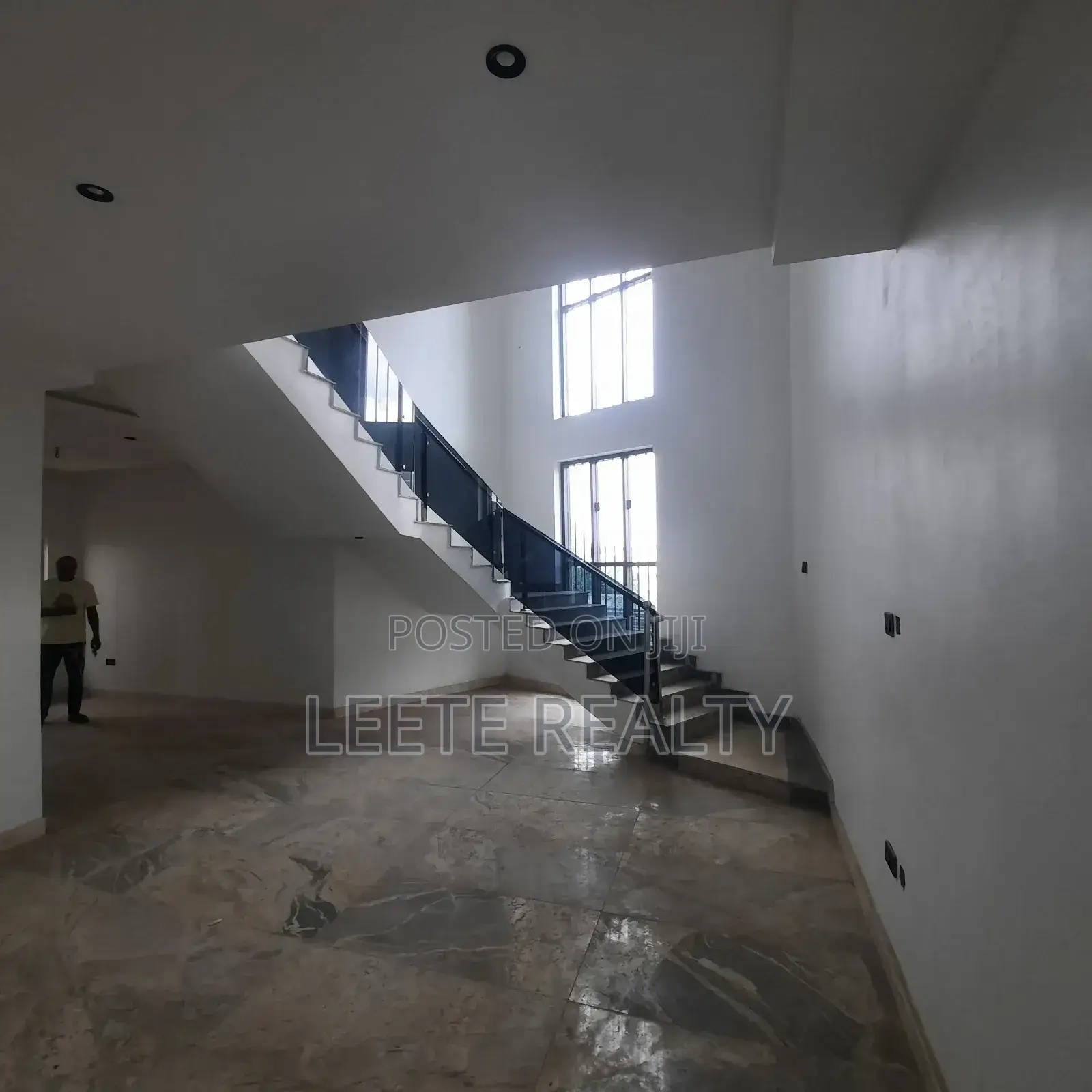 5bdrm Duplex in Wuye for sale in Wuye